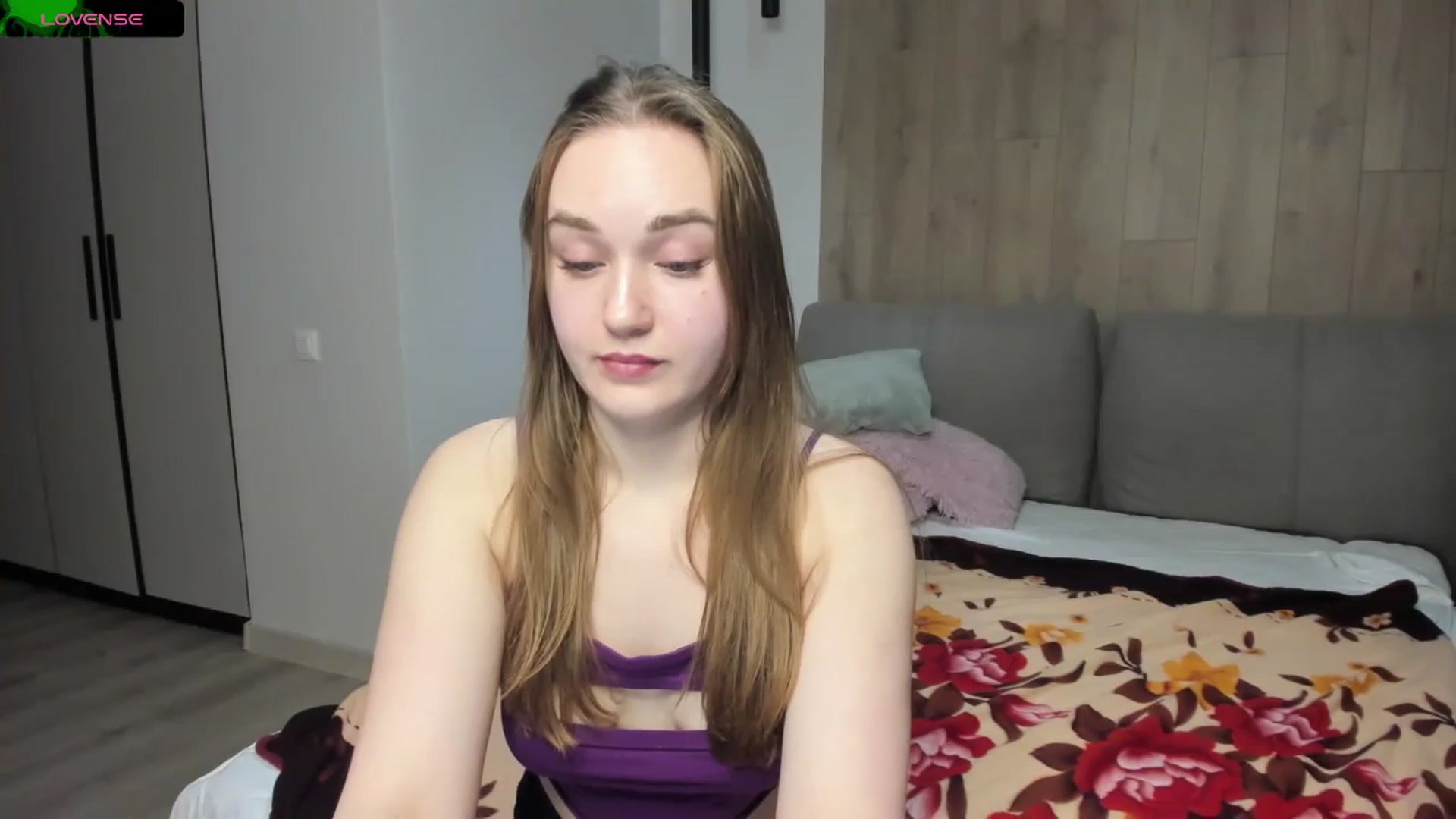 Gallery image thumbnail from samantamoons's myfreecams stream on, 02/18/2024, 21:39 image 11 of 20