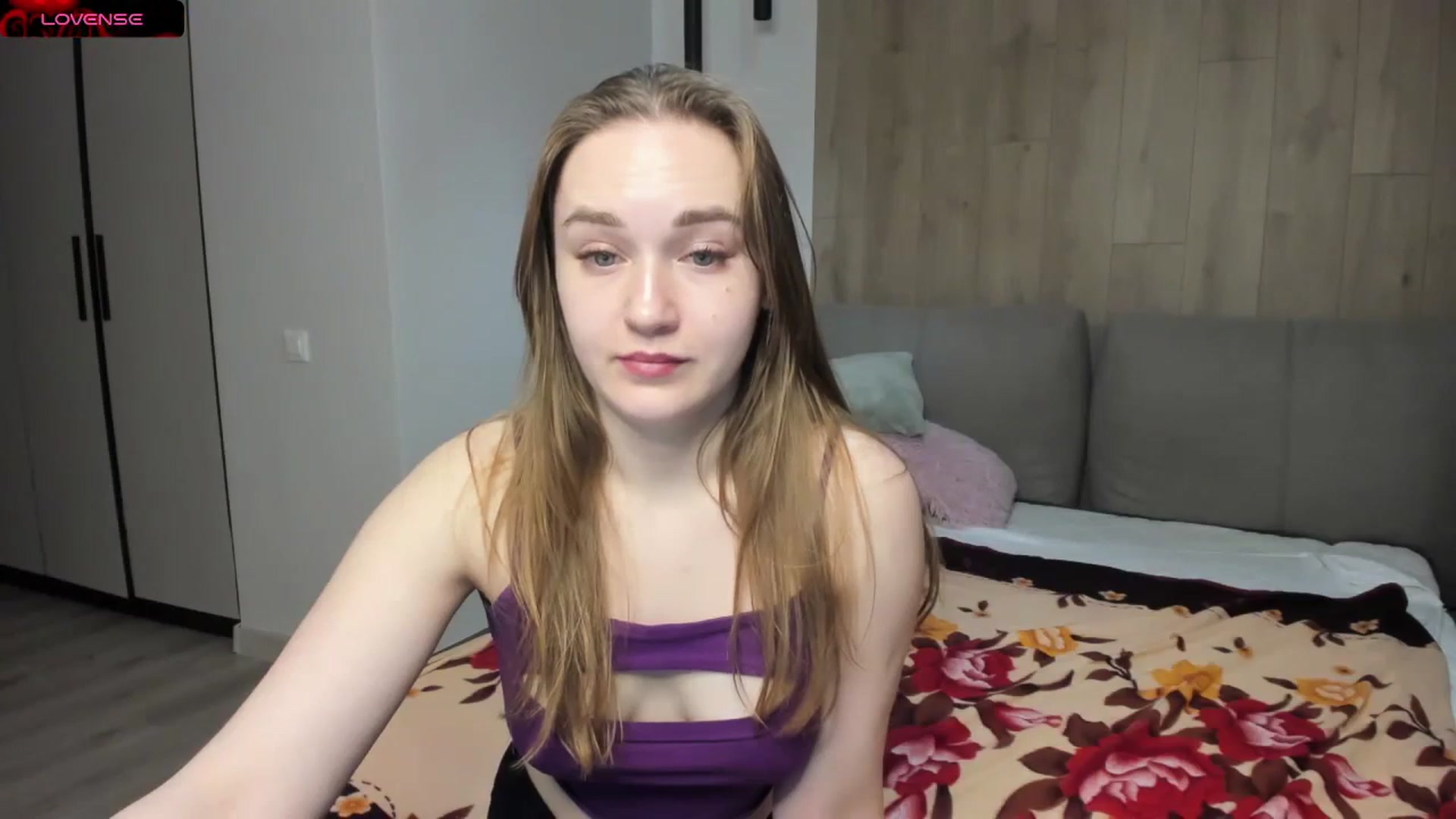 Gallery image thumbnail from samantamoons's myfreecams stream on, 02/19/2024, 24:30 image 9 of 20