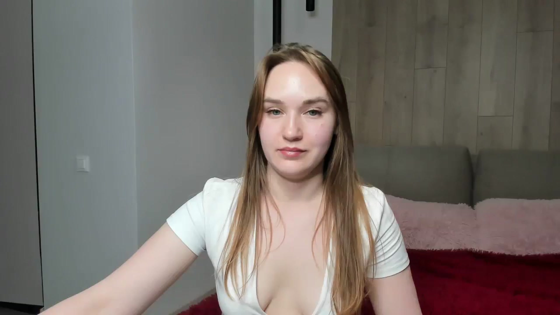 Gallery image thumbnail from samantamoons's myfreecams stream on, 04/12/2024, 21:23 image 9 of 20