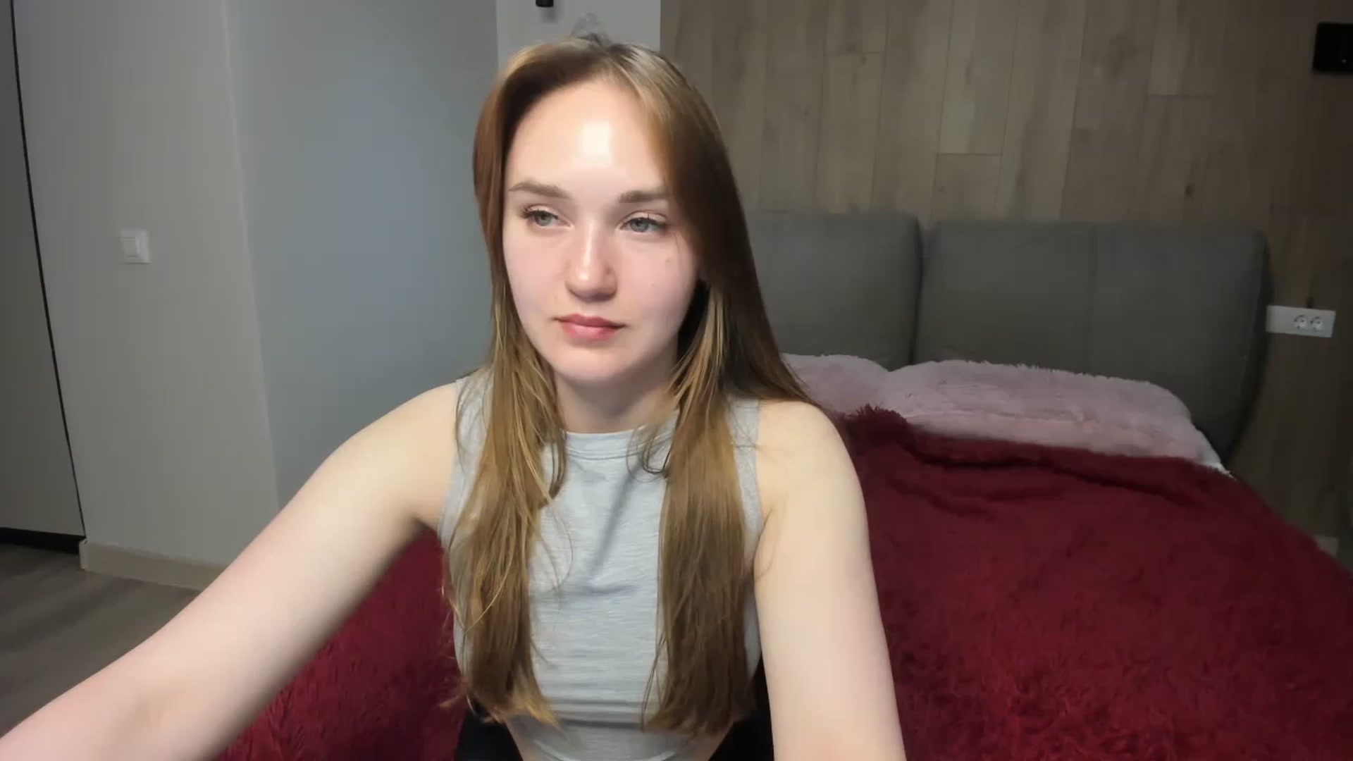 Gallery image thumbnail from samantamoons's myfreecams stream on, 04/18/2024, 19:27 image 1 of 20