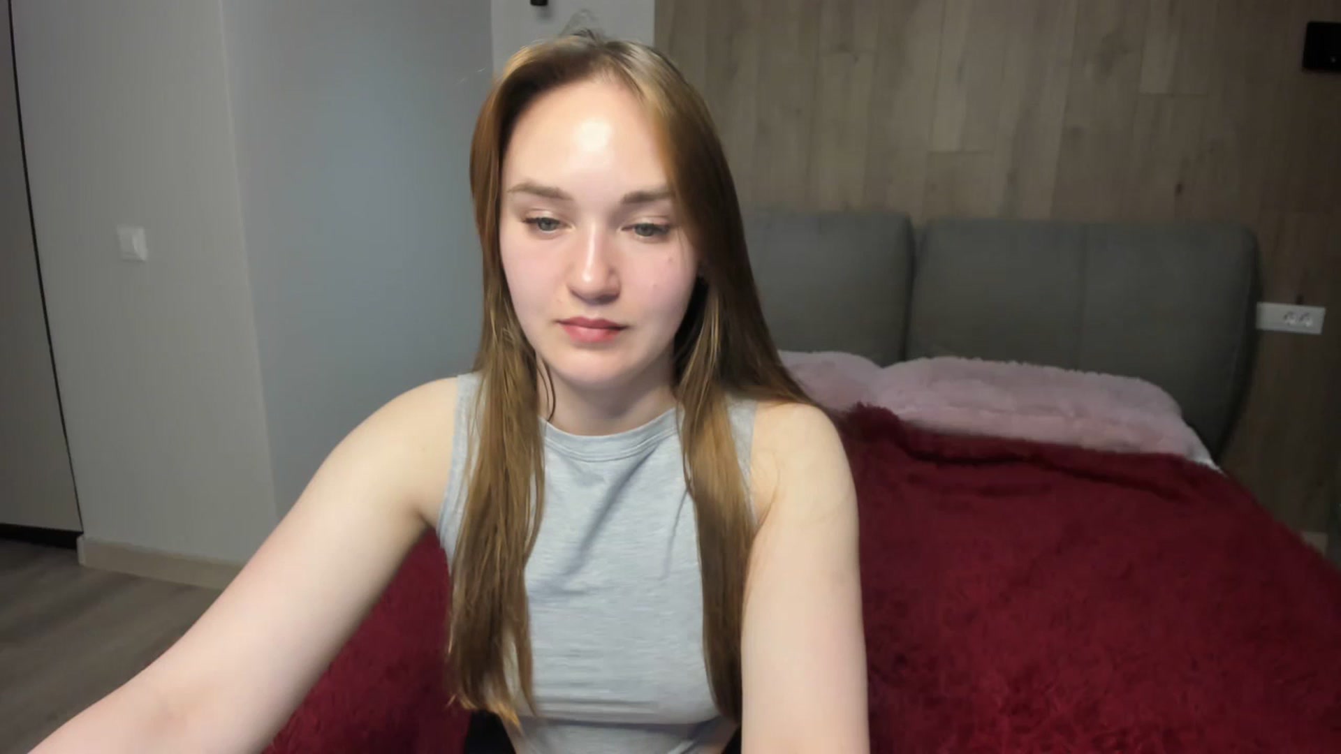 Gallery image thumbnail from samantamoons's myfreecams stream on, 04/18/2024, 19:27 image 3 of 20