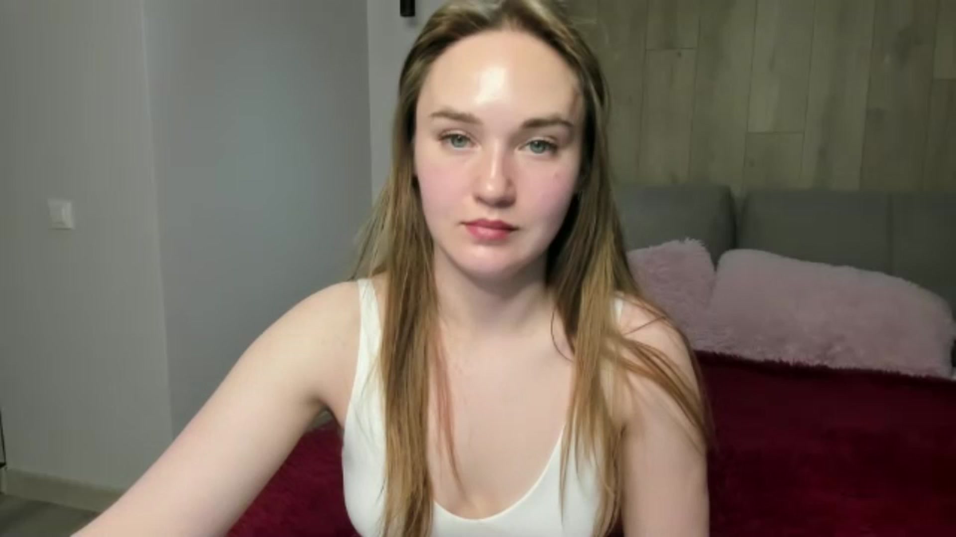 Gallery image thumbnail from samantamoons's myfreecams stream on, 04/27/2024, 19:35 image 15 of 20