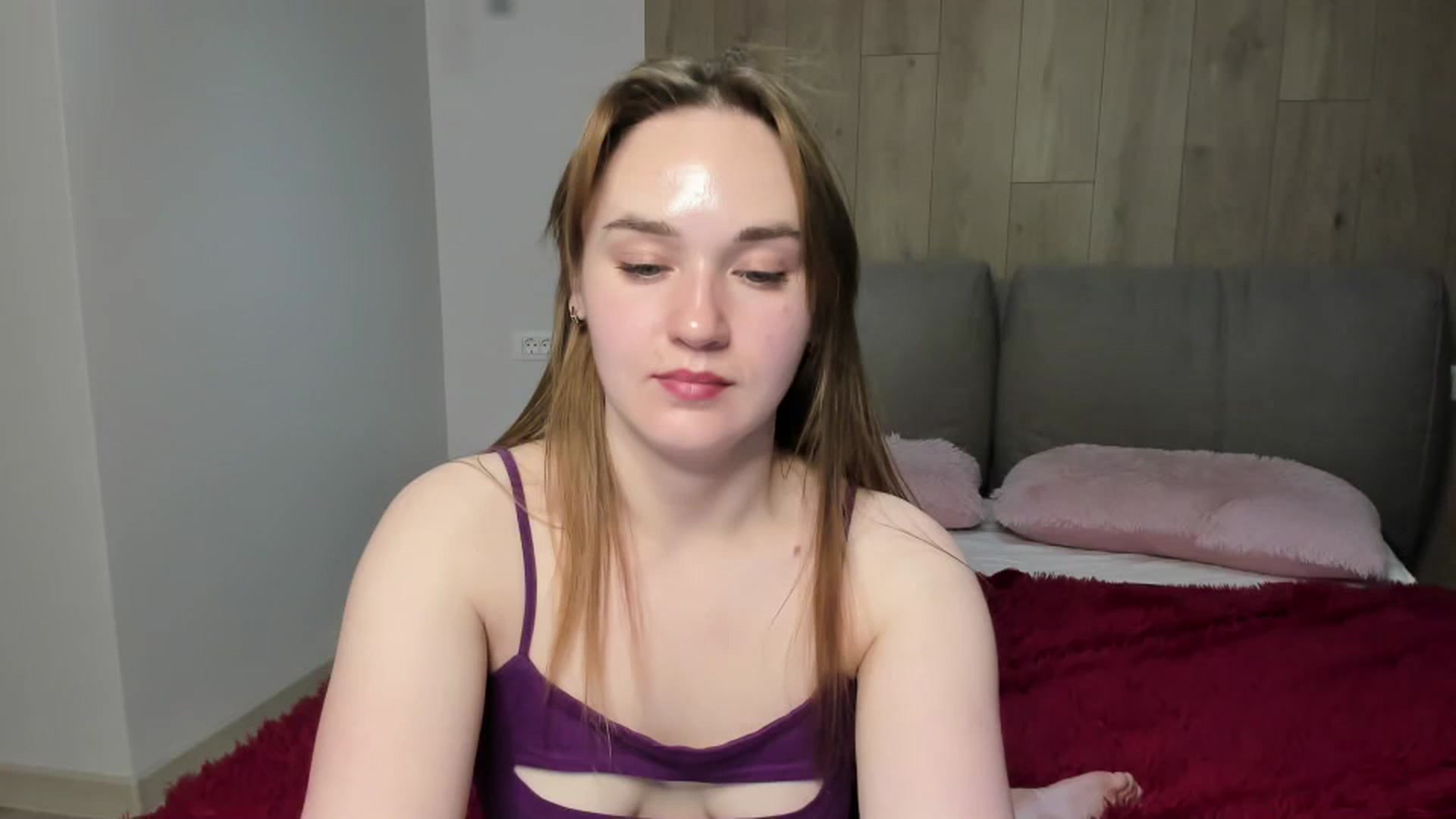 Gallery image thumbnail from samantamoons's myfreecams stream on, 05/01/2024, 22:43 image 8 of 20