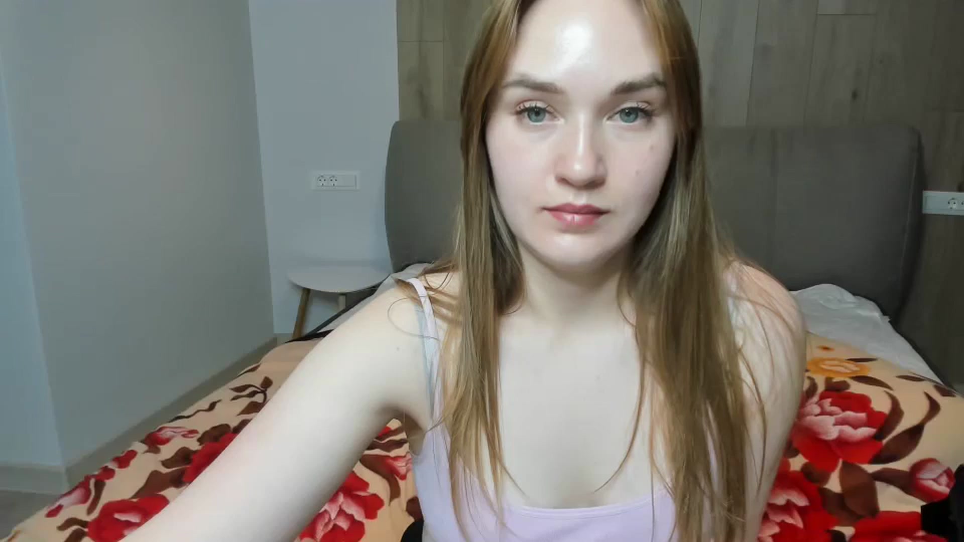Gallery image thumbnail from samantamoons's myfreecams stream on, 05/04/2024, 24:00 image 17 of 20