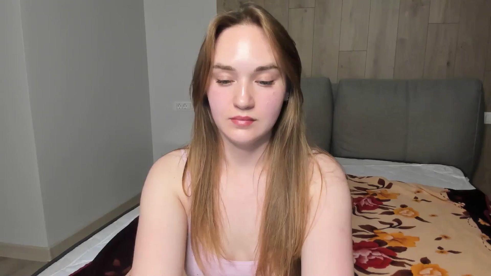 Gallery image thumbnail from samantamoons's myfreecams stream on, 05/04/2024, 20:08 image 12 of 20