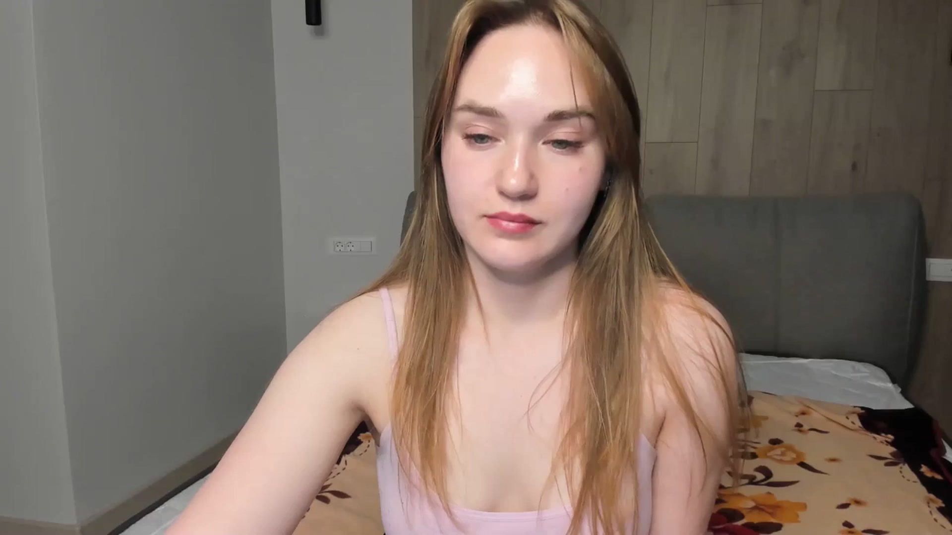 Gallery image thumbnail from samantamoons's myfreecams stream on, 05/04/2024, 20:54 image 10 of 20