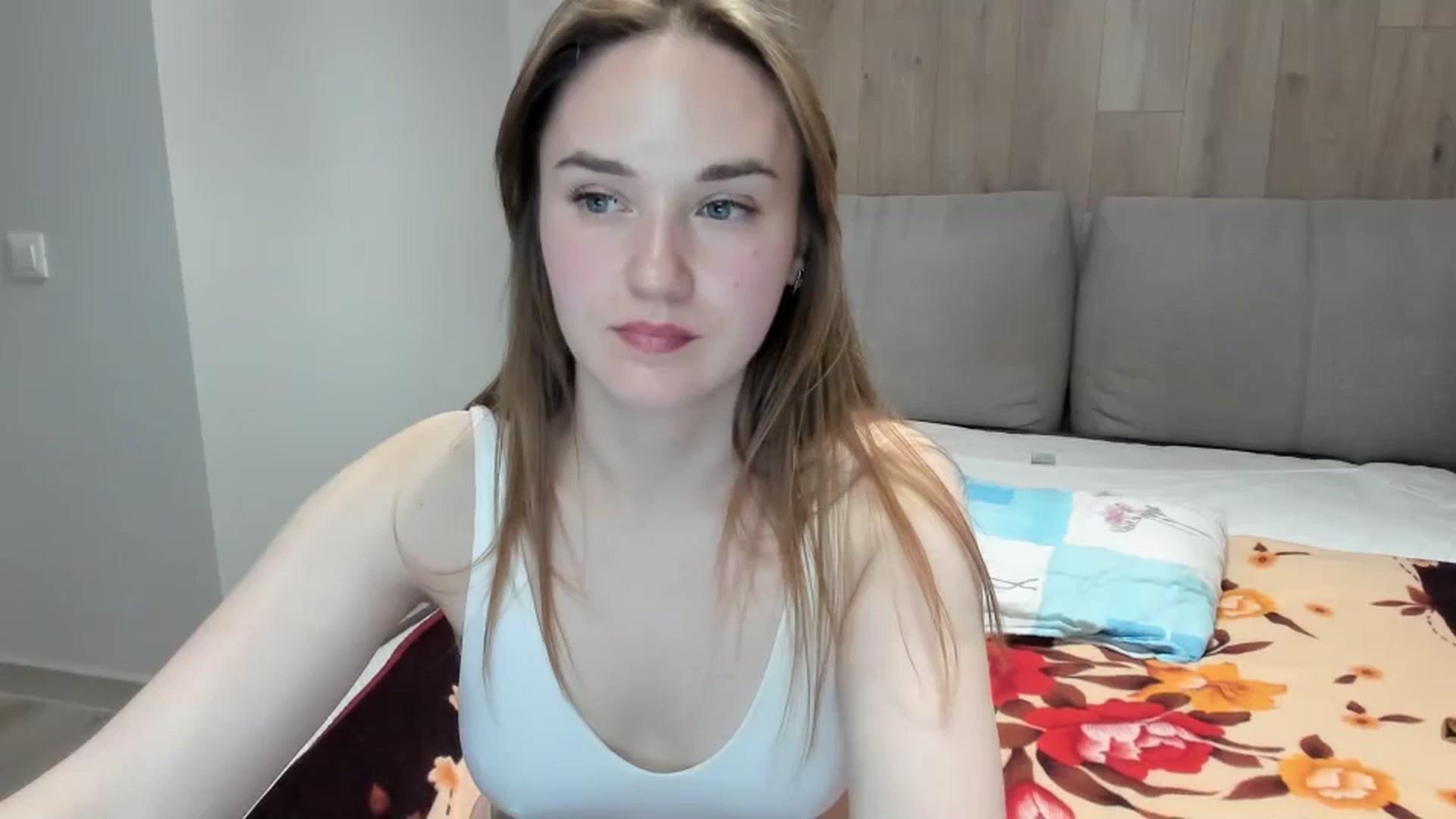 Gallery image thumbnail from samantamoons's myfreecams stream on, 05/09/2024, 20:50 image 6 of 20