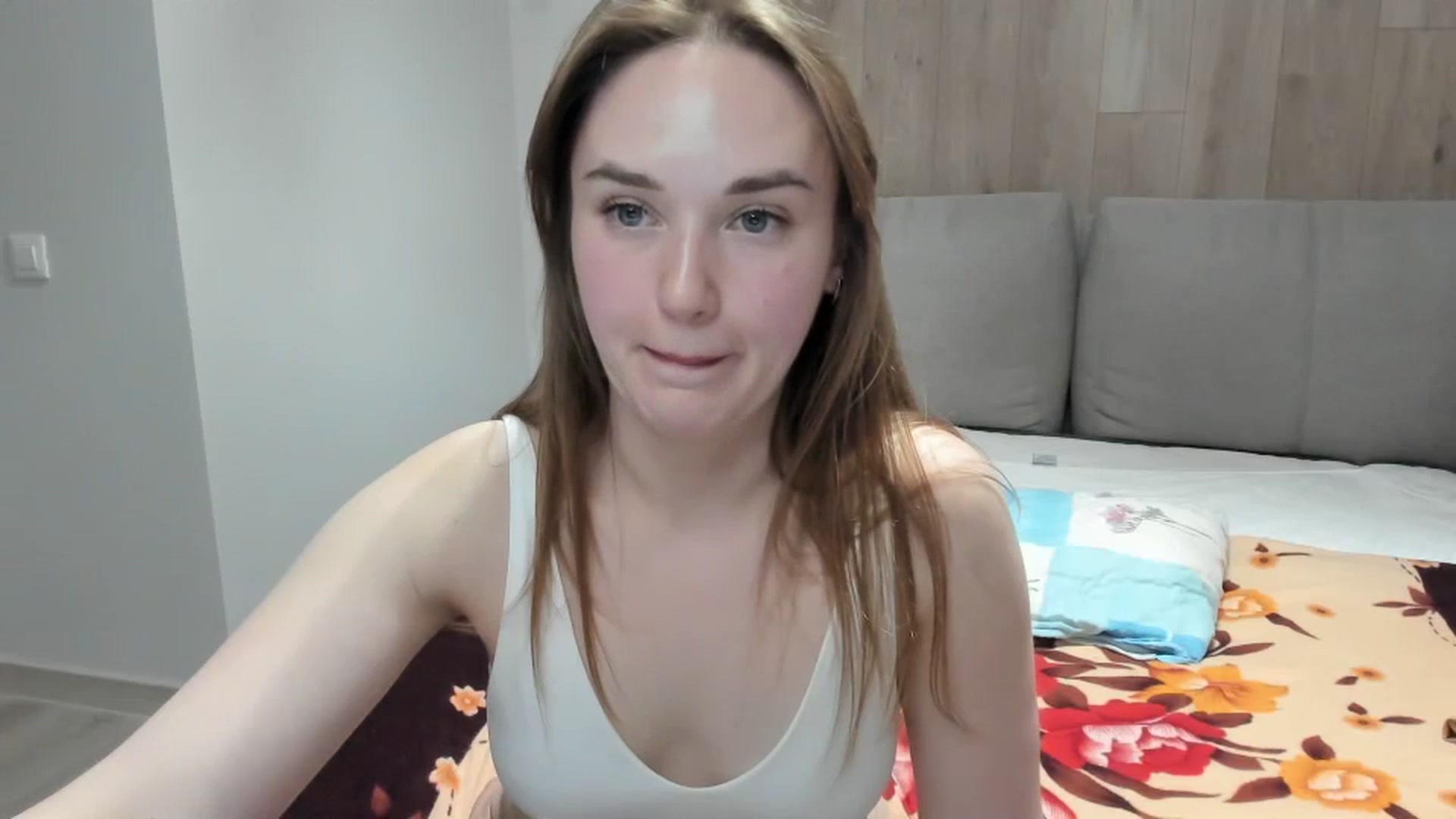 Gallery image thumbnail from samantamoons's myfreecams stream on, 05/09/2024, 20:50 image 15 of 20