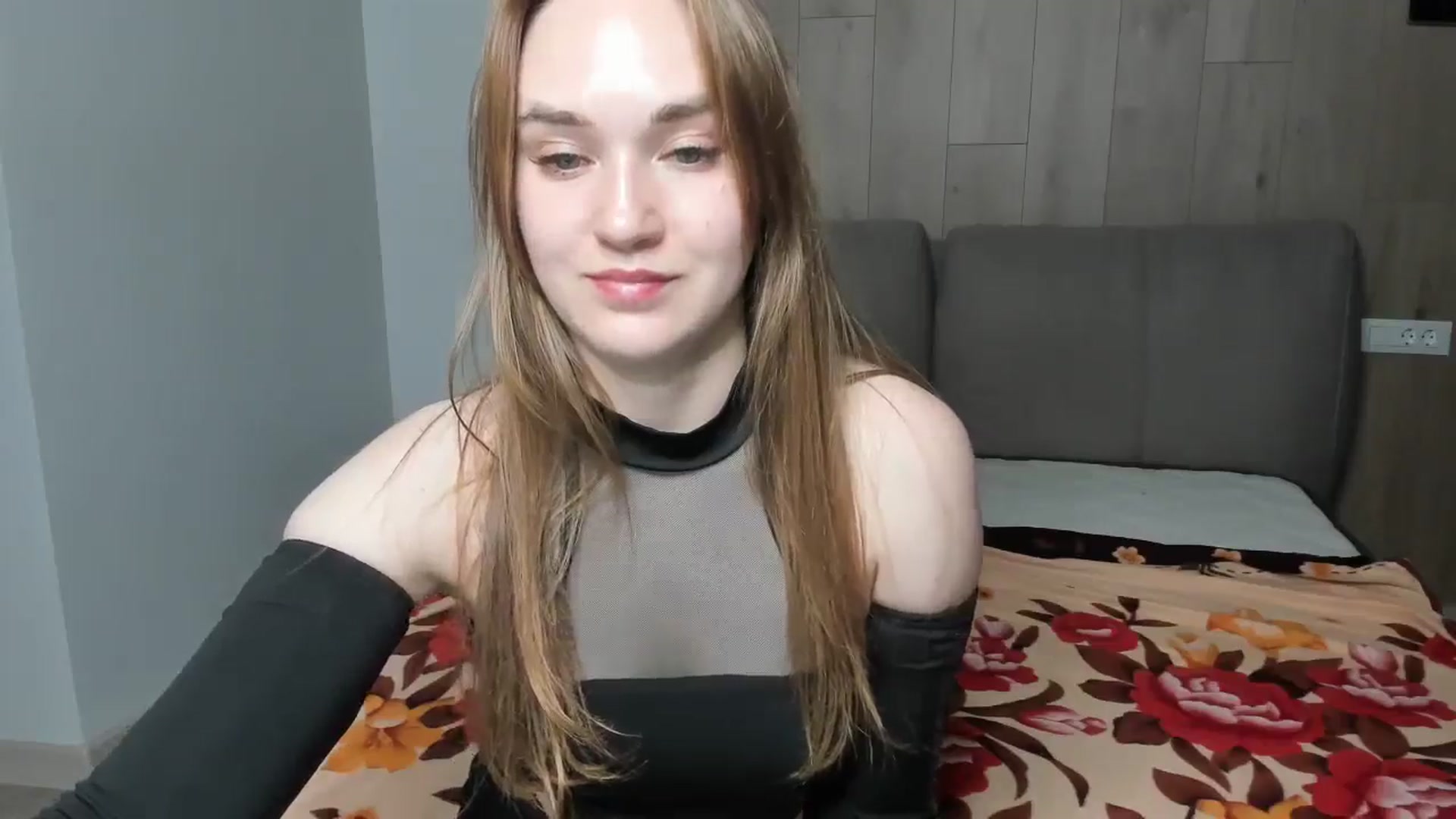 Gallery image thumbnail from samantamoons's myfreecams stream on, 05/17/2024, 20:26 image 13 of 20