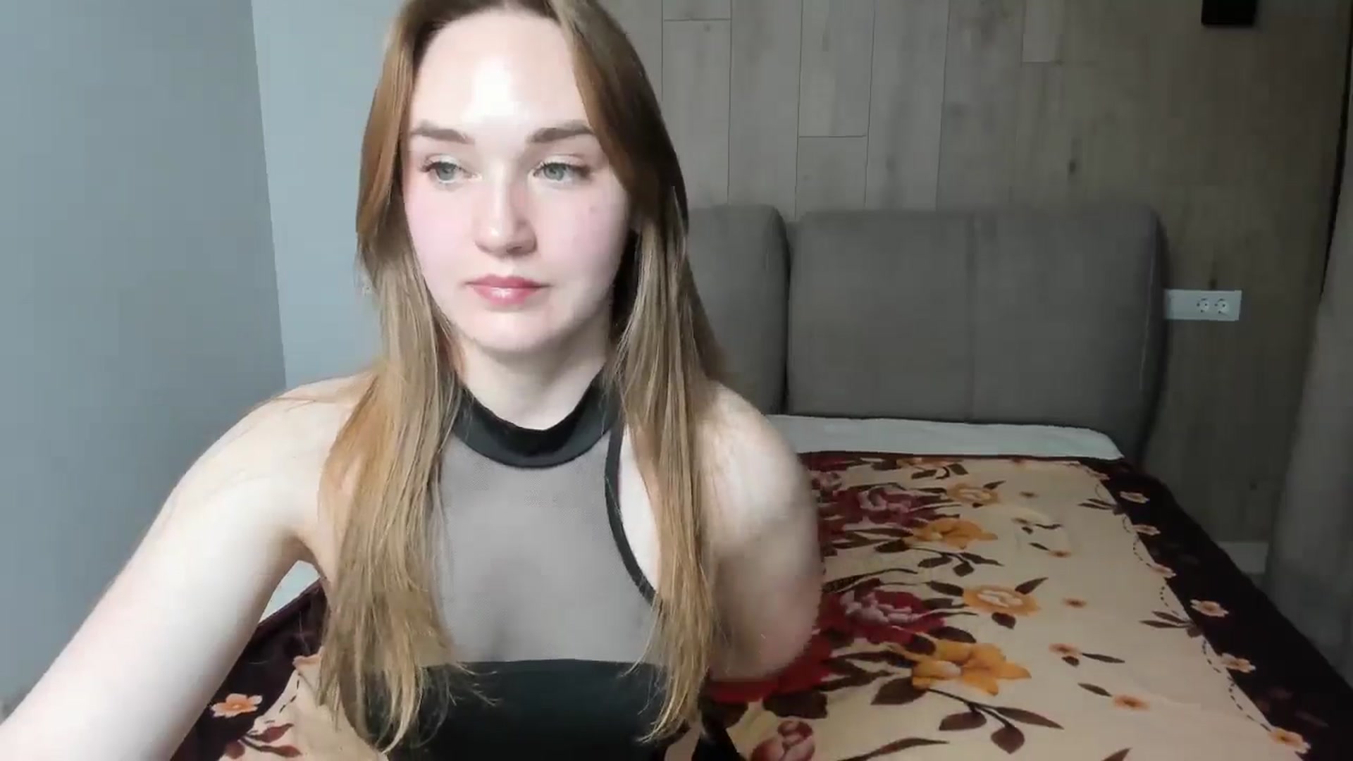 Gallery image thumbnail from samantamoons's myfreecams stream on, 05/20/2024, 21:03 image 18 of 20