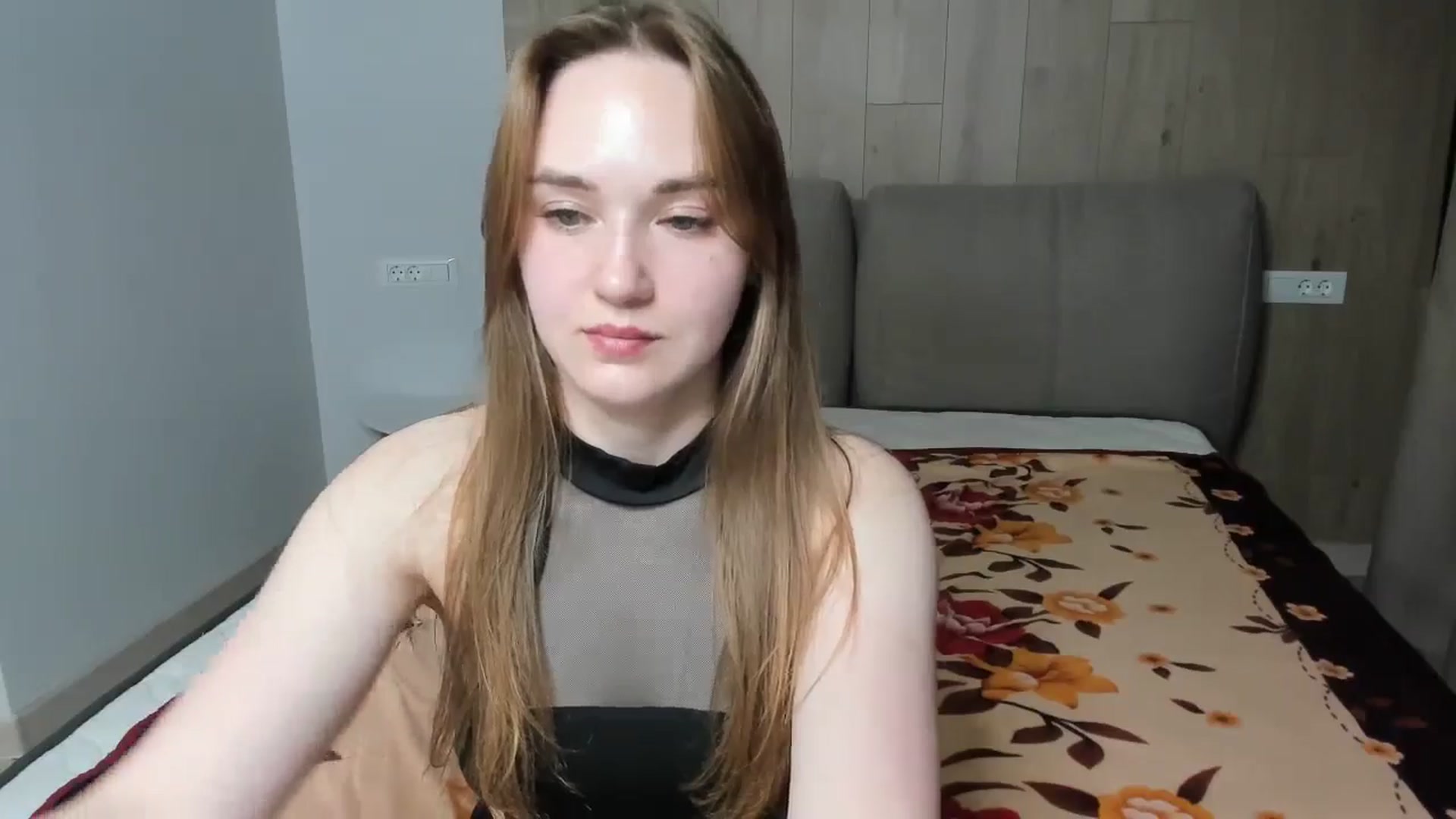 Gallery image thumbnail from samantamoons's myfreecams stream on, 05/20/2024, 21:03 image 3 of 20