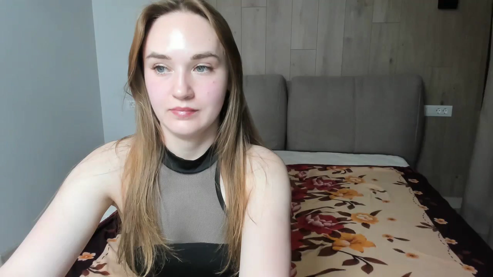 Gallery image thumbnail from samantamoons's myfreecams stream on, 05/20/2024, 21:03 image 19 of 20