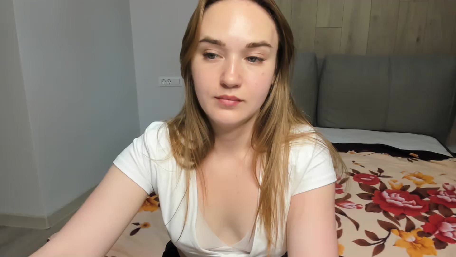 Gallery image thumbnail from samantamoons's myfreecams stream on, 06/12/2024, 20:29 image 19 of 20
