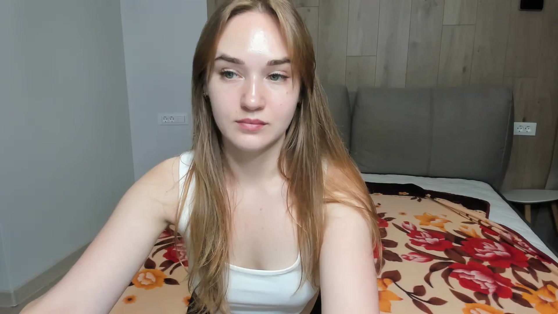 Gallery image thumbnail from samantamoons's myfreecams stream on, 06/13/2024, 19:49 image 10 of 20