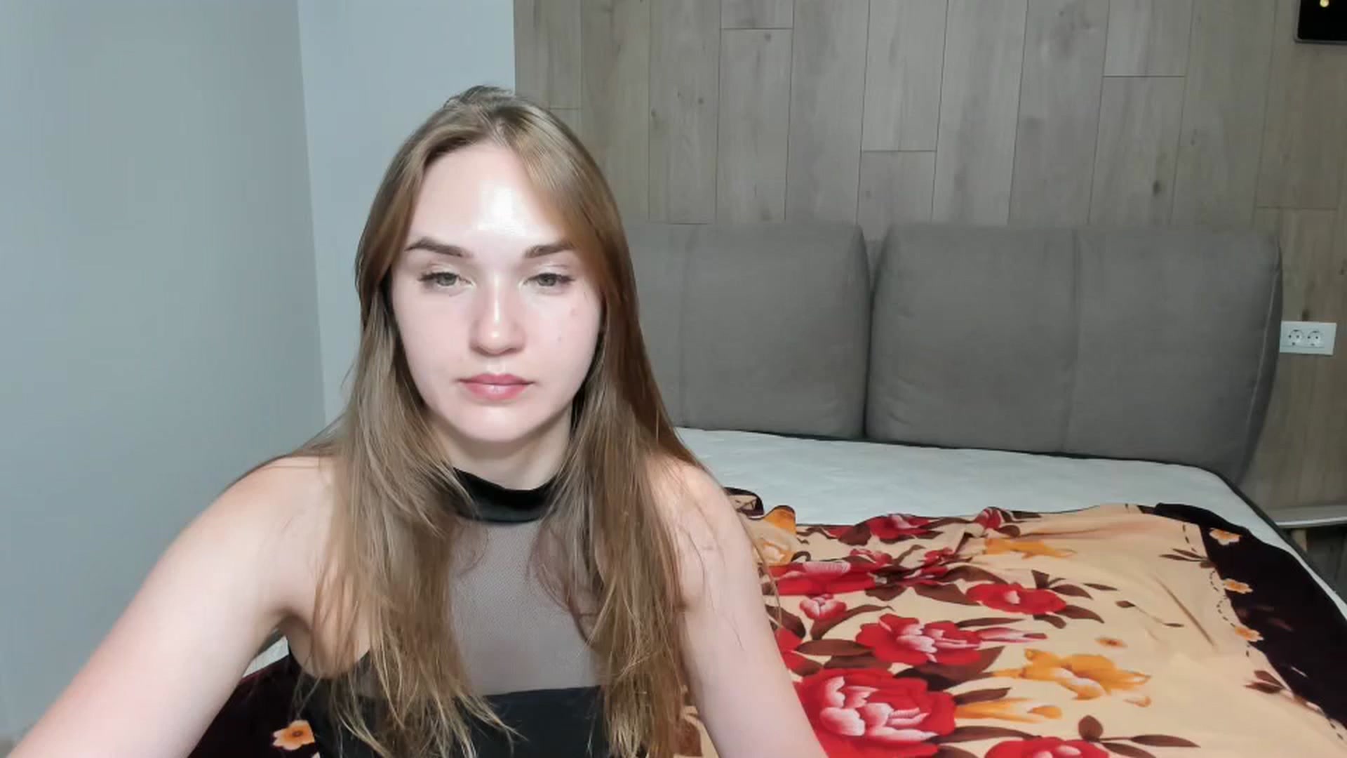 Gallery image thumbnail from samantamoons's myfreecams stream on, 06/19/2024, 21:25 image 20 of 20