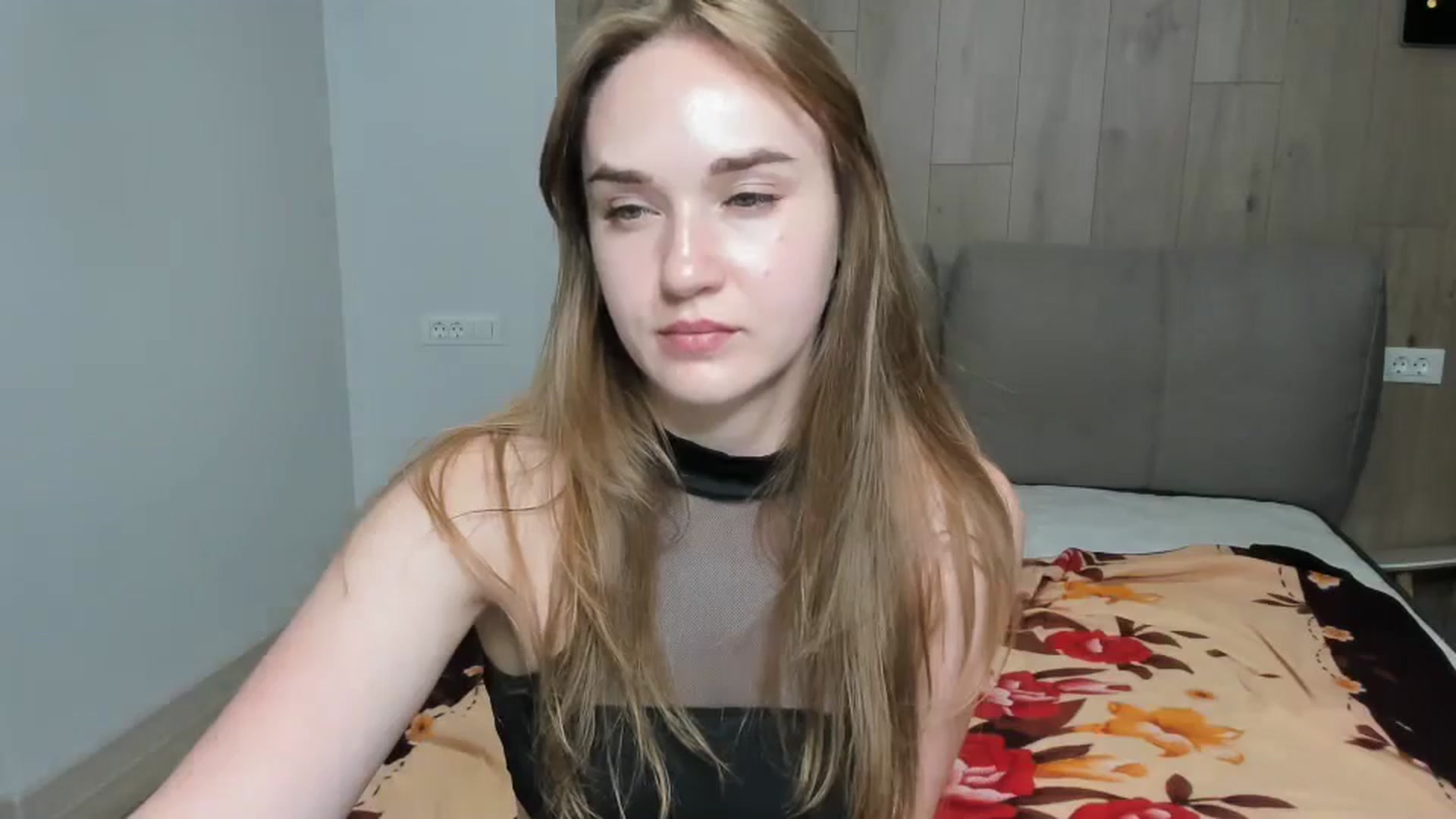 Gallery image thumbnail from samantamoons's myfreecams stream on, 06/19/2024, 21:25 image 13 of 20
