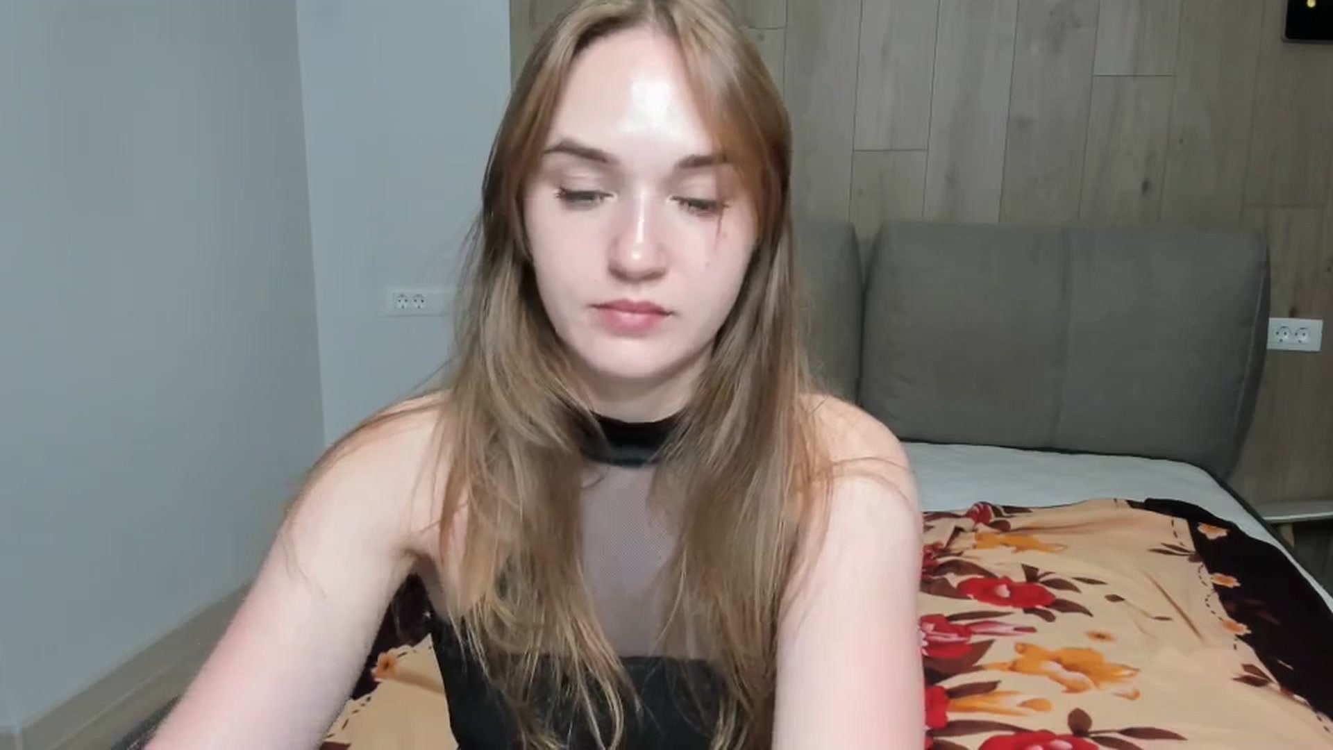 Gallery image thumbnail from samantamoons's myfreecams stream on, 06/19/2024, 21:25 image 12 of 20