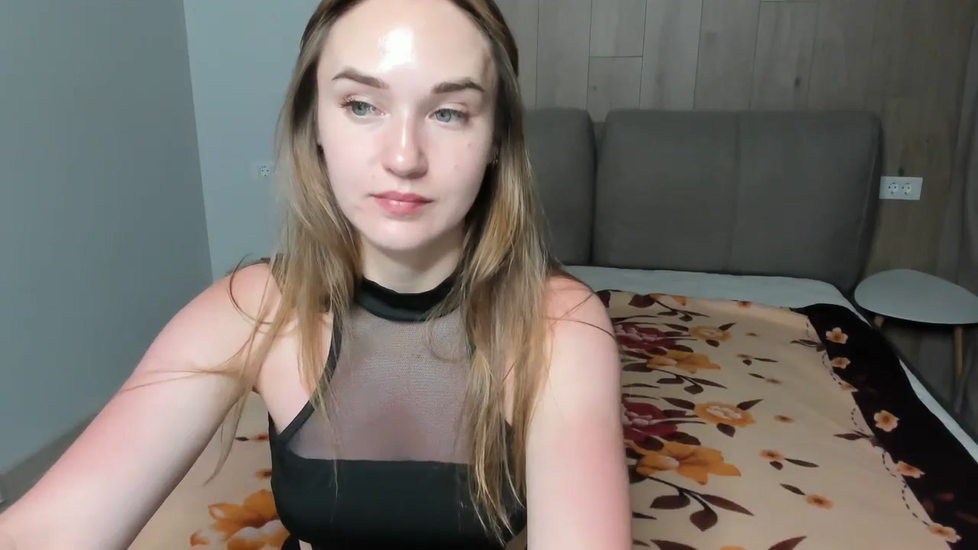 Gallery image thumbnail from samantamoons's myfreecams stream on, 06/21/2024, 20:29 image 17 of 20
