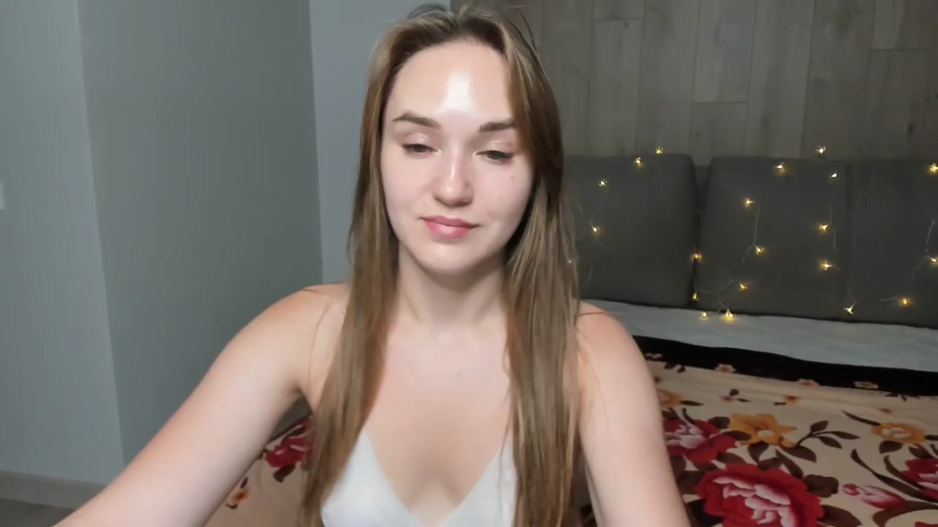 Gallery image thumbnail from samantamoons's myfreecams stream on, 07/01/2024, 20:41 image 1 of 20