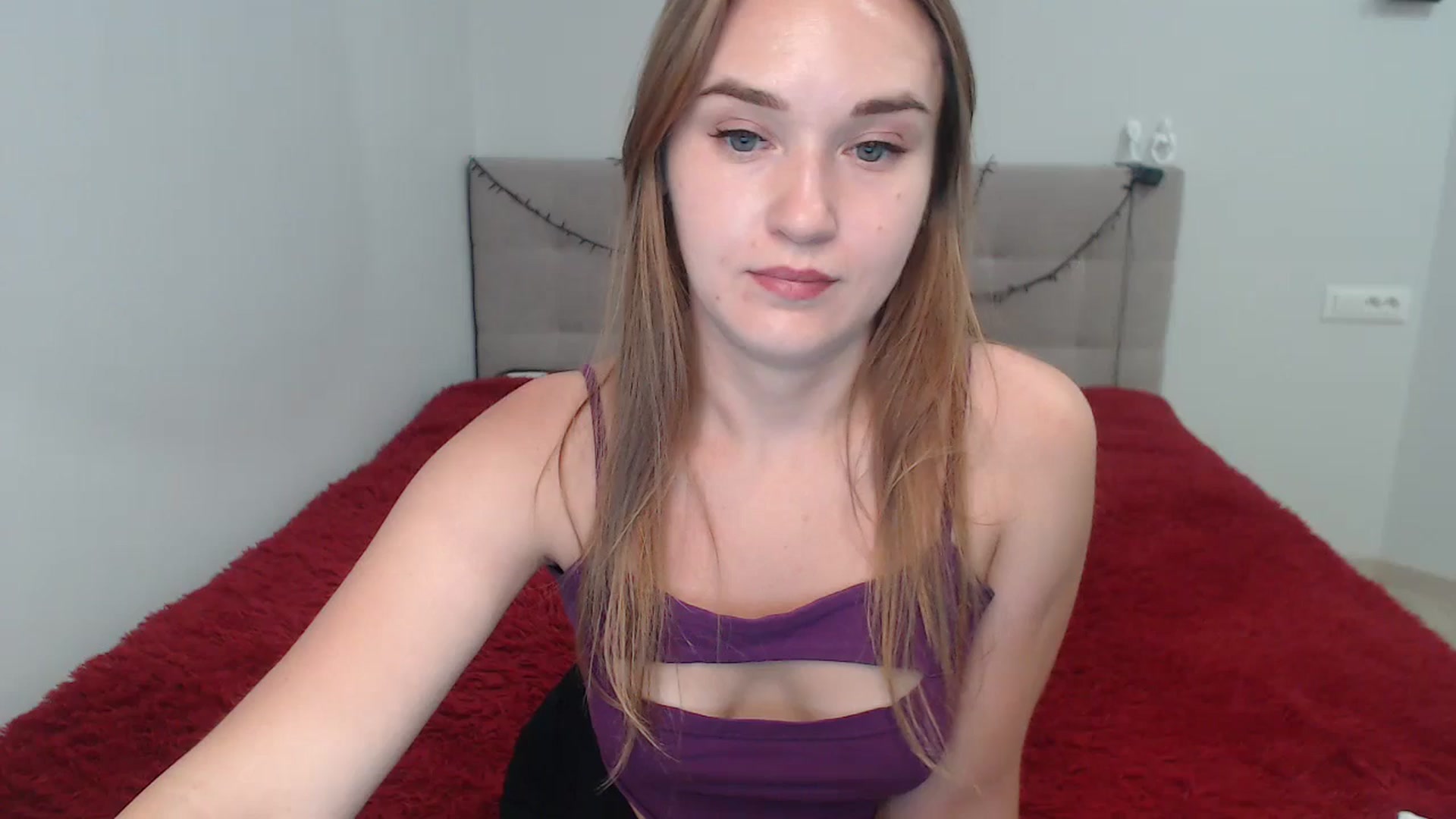 Gallery image thumbnail from samantamoons's myfreecams stream on, 07/10/2024, 20:22 image 15 of 20