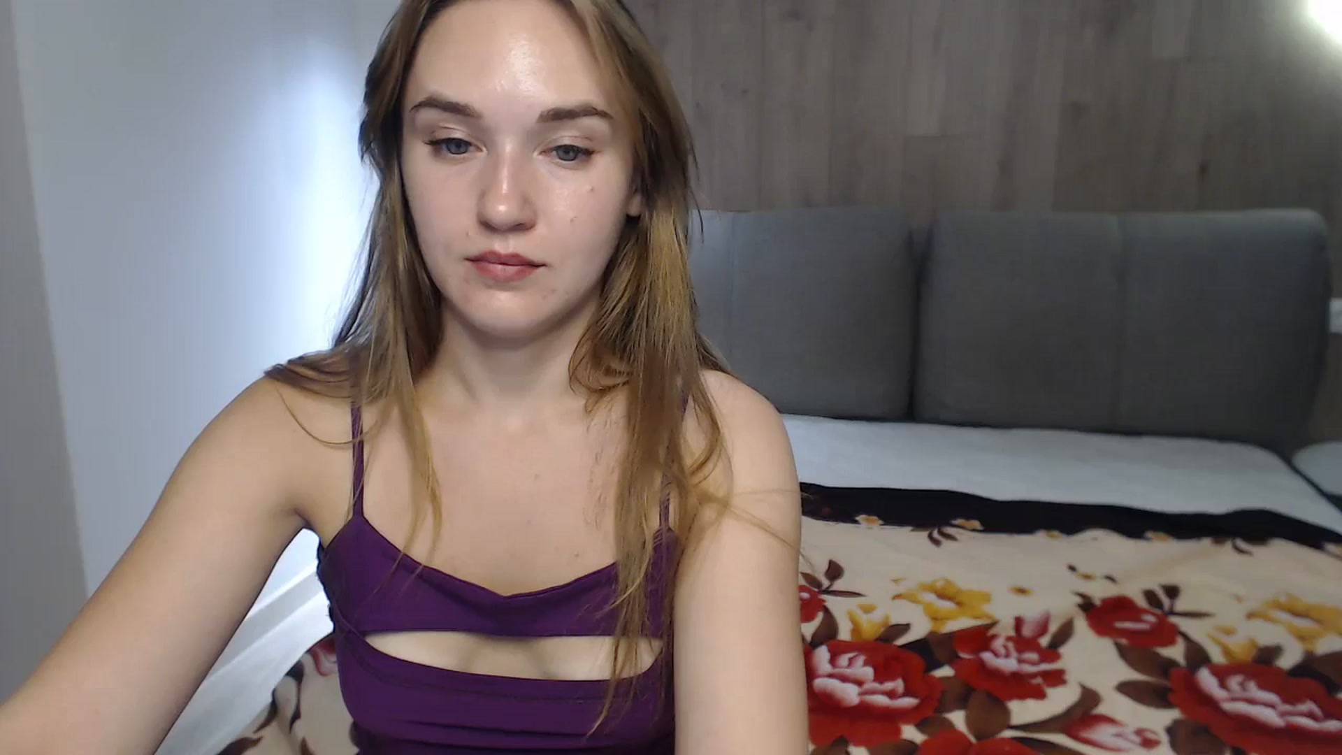 Gallery image thumbnail from samantamoons's myfreecams stream on, 07/19/2024, 21:28 image 1 of 20