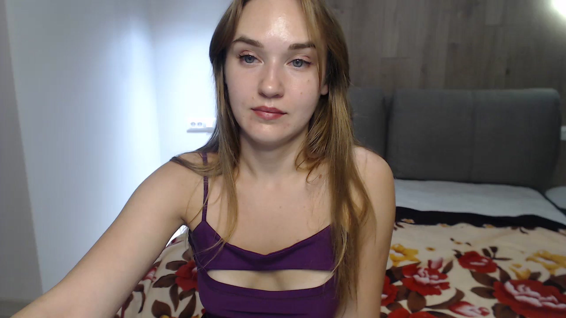 Gallery image thumbnail from samantamoons's myfreecams stream on, 07/19/2024, 21:28 image 19 of 20