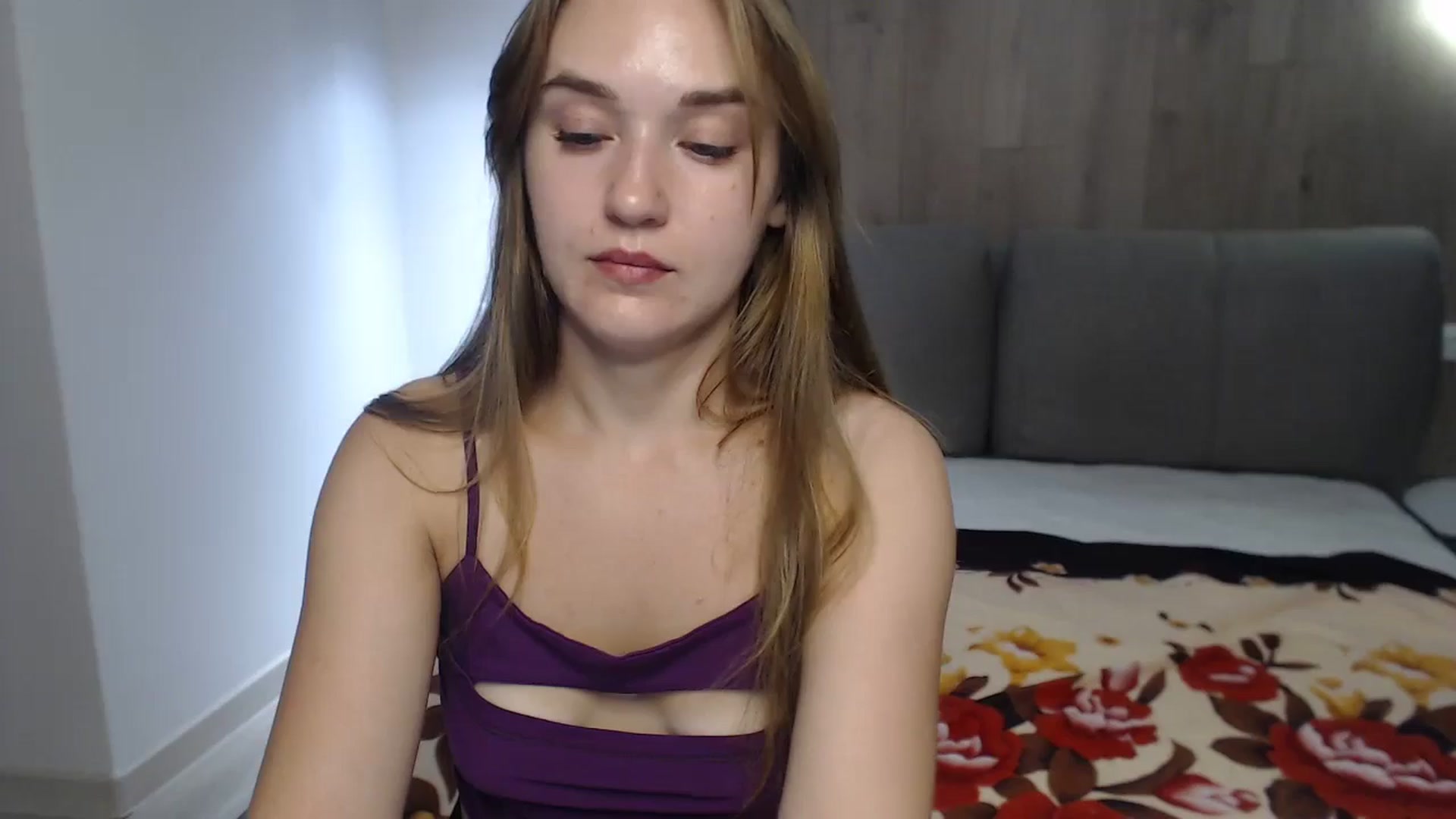 Gallery image thumbnail from samantamoons's myfreecams stream on, 07/19/2024, 21:28 image 14 of 20