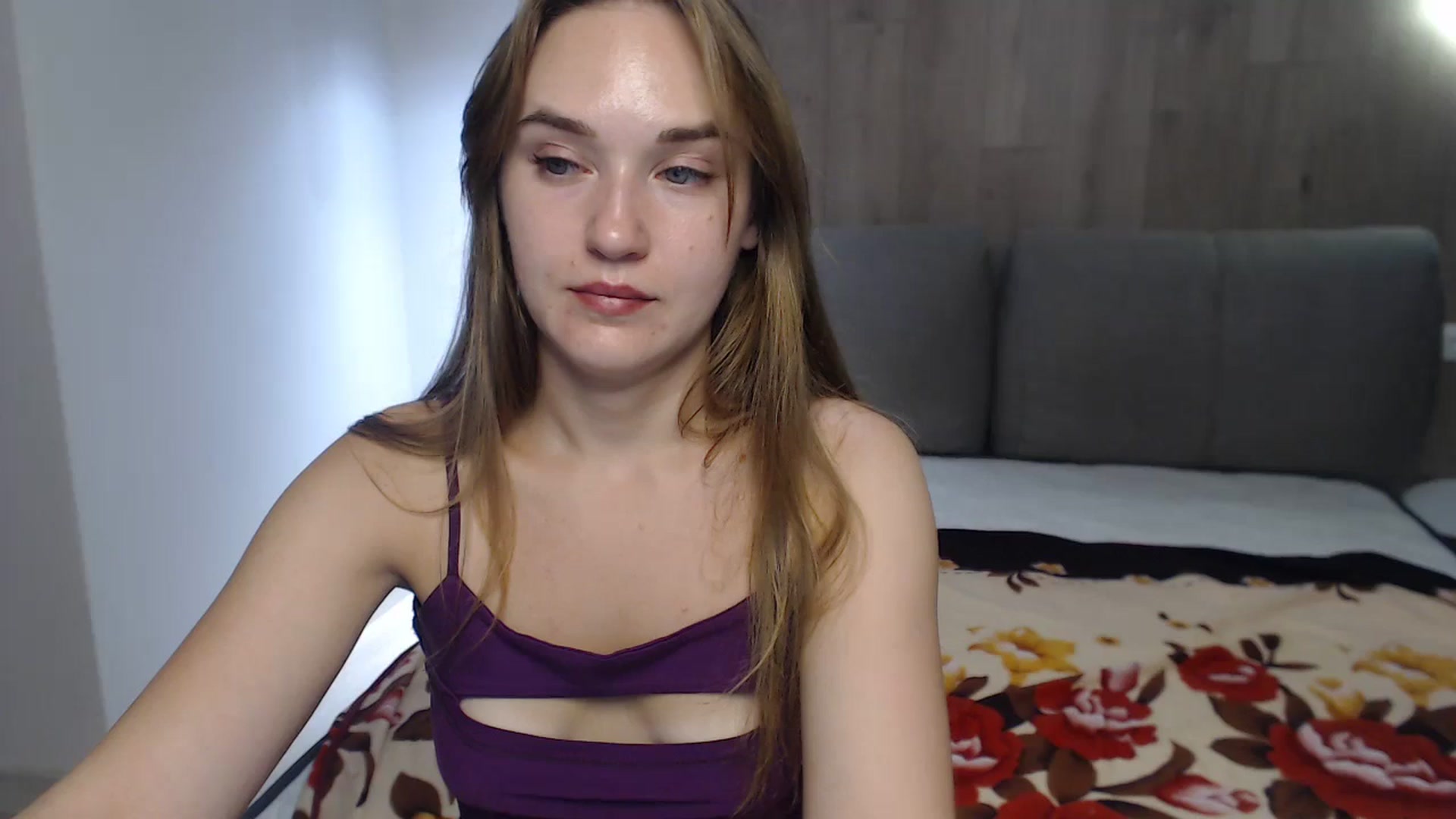 Gallery image thumbnail from samantamoons's myfreecams stream on, 07/19/2024, 21:28 image 16 of 20