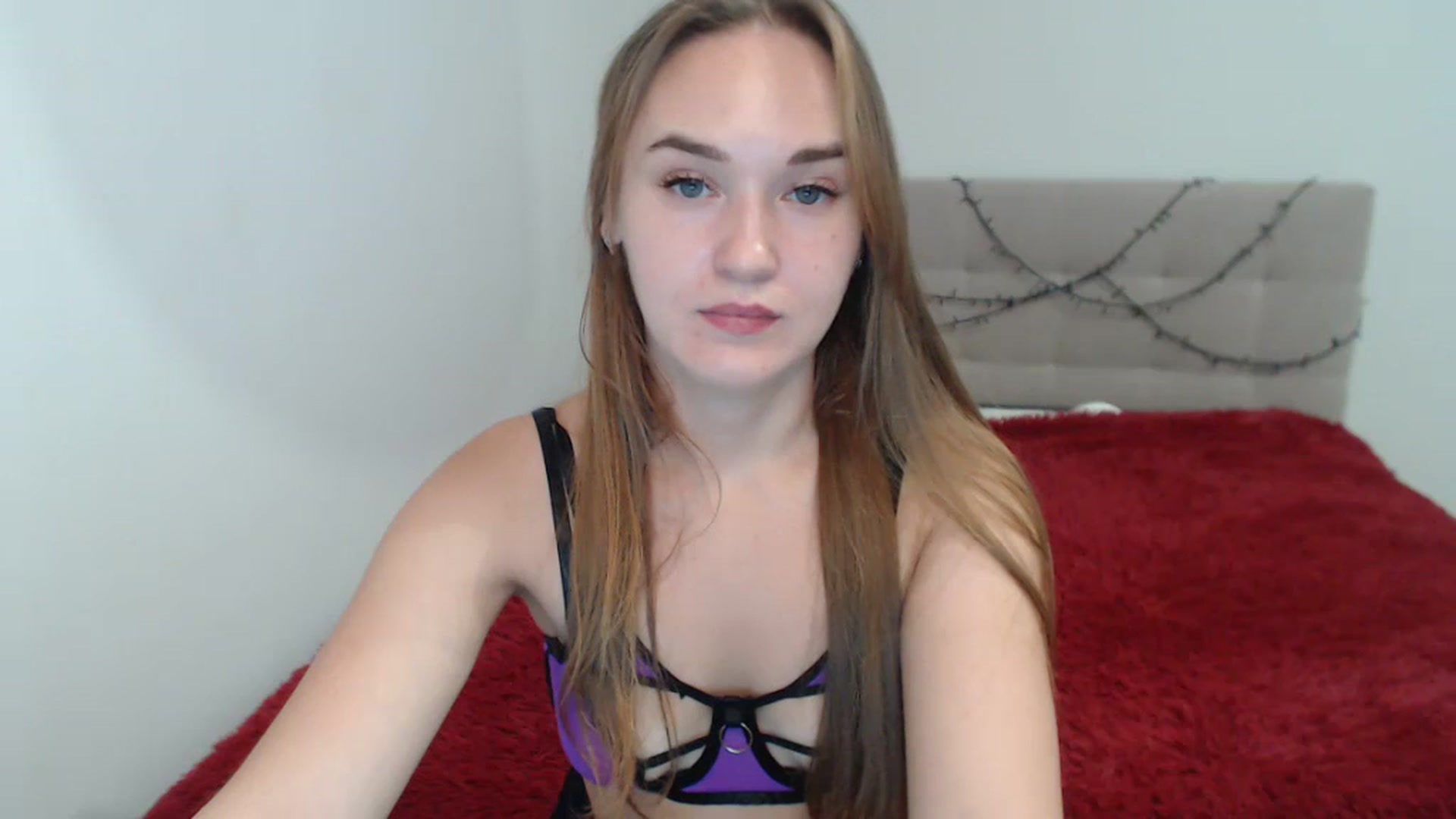 Gallery image thumbnail from samantamoons's myfreecams stream on, 07/26/2024, 21:00 image 16 of 20