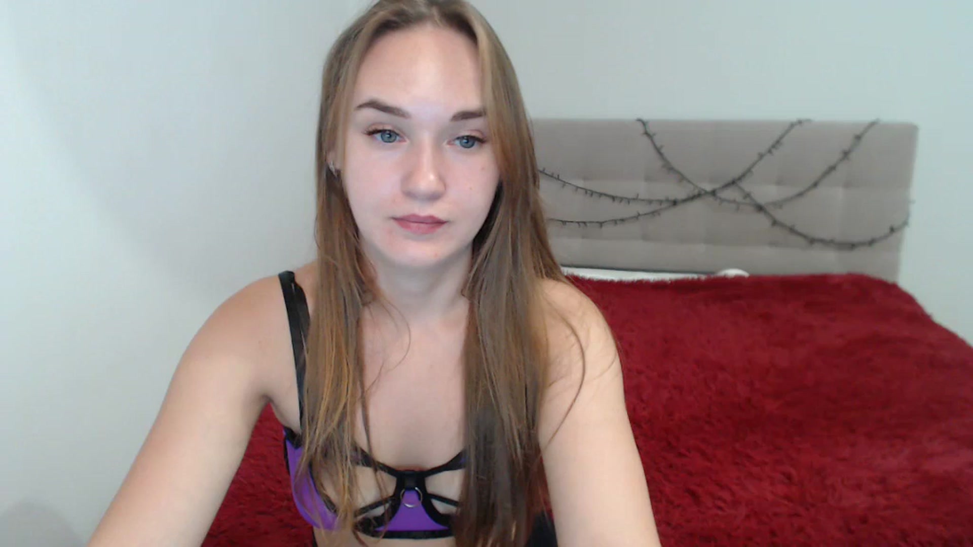 Gallery image thumbnail from samantamoons's myfreecams stream on, 07/26/2024, 21:28 image 14 of 20