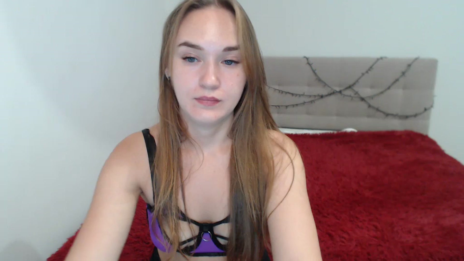 Gallery image thumbnail from samantamoons's myfreecams stream on, 07/26/2024, 21:28 image 10 of 20