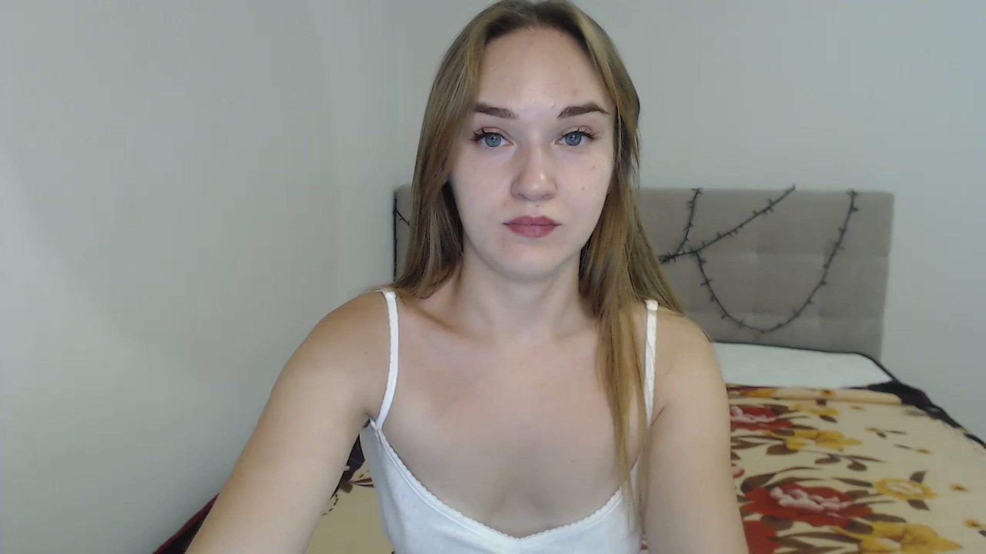 Gallery image thumbnail from samantamoons's myfreecams stream on, 08/02/2024, 20:23 image 3 of 20