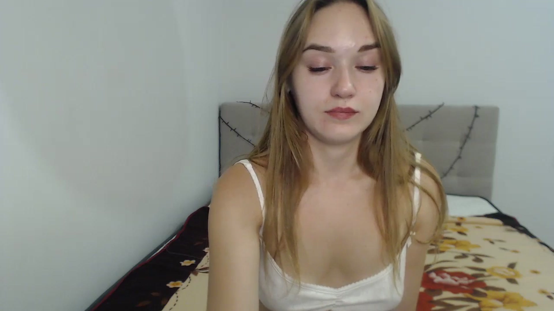 Gallery image thumbnail from samantamoons's myfreecams stream on, 08/02/2024, 21:23 image 15 of 20