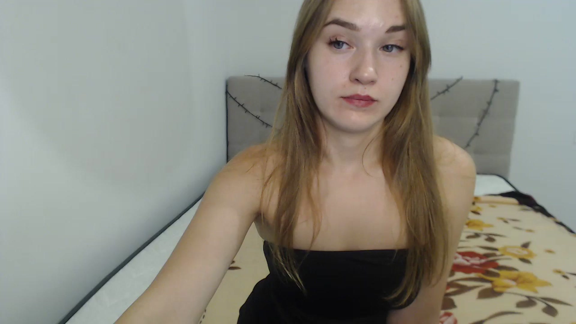 Gallery image thumbnail from samantamoons's myfreecams stream on, 08/02/2024, 22:43 image 15 of 20