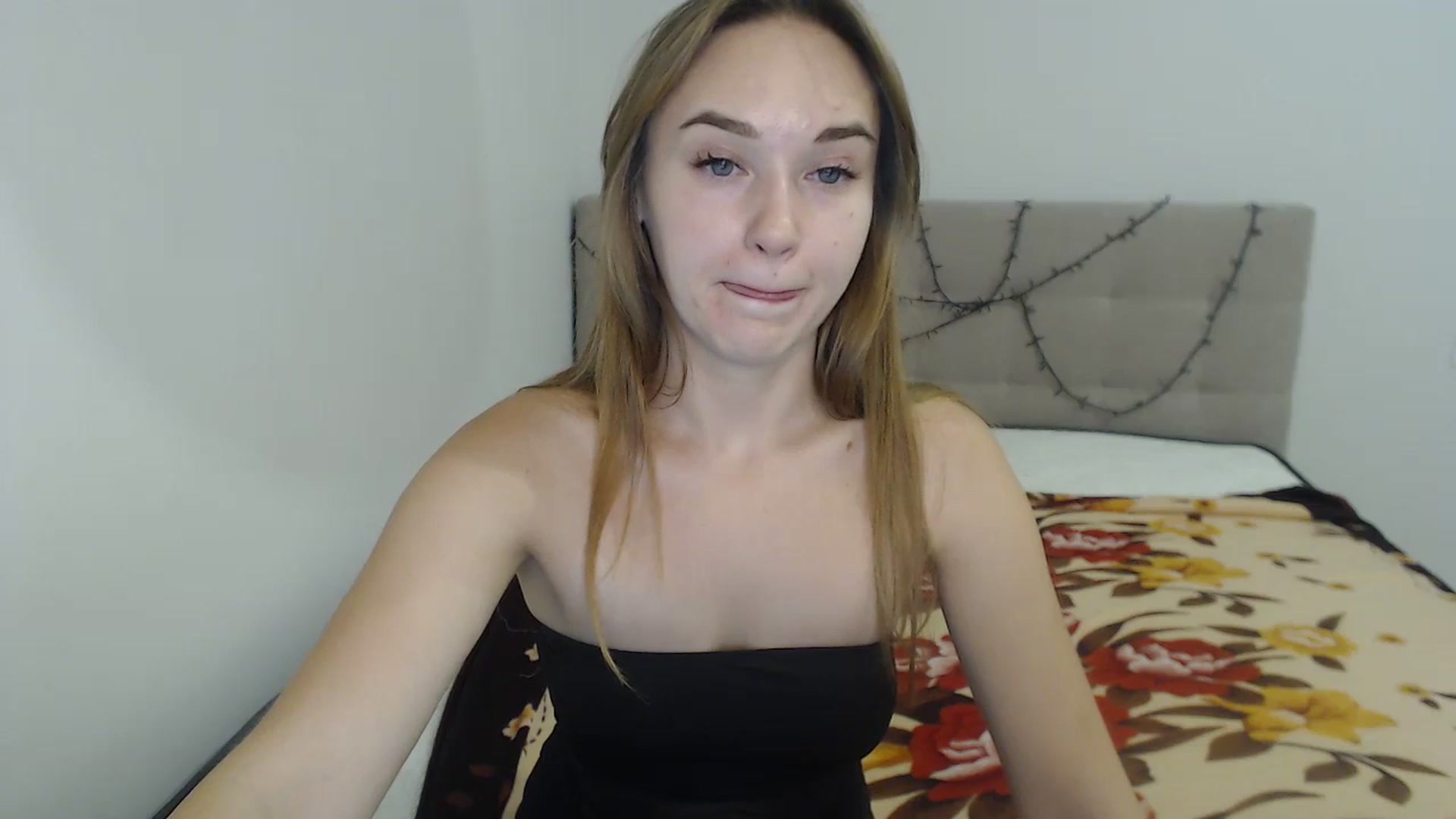 Gallery image thumbnail from samantamoons's myfreecams stream on, 08/02/2024, 22:59 image 3 of 20