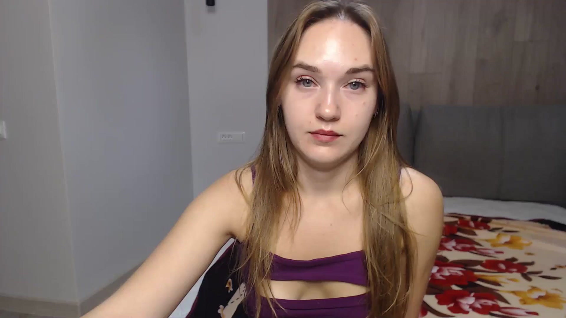Gallery image thumbnail from samantamoons's myfreecams stream on, 08/03/2024, 23:19 image 13 of 20