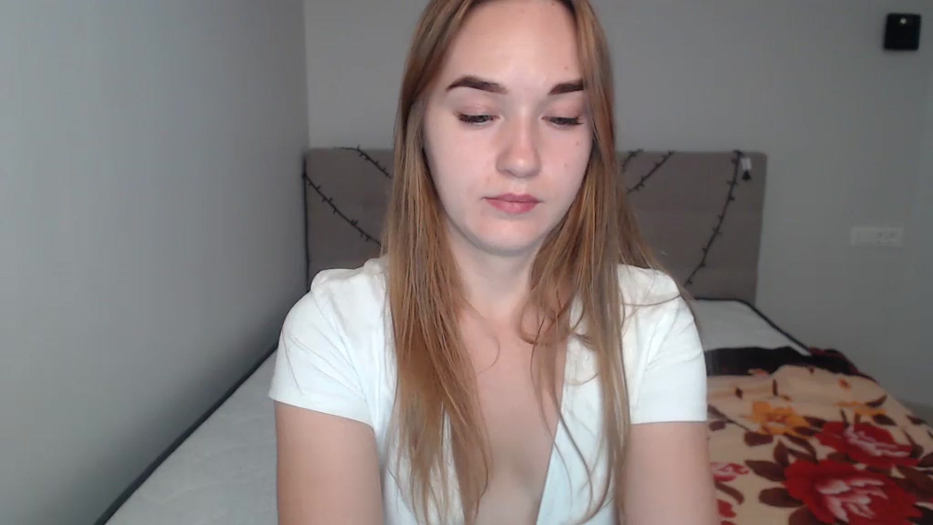 Gallery image thumbnail from samantamoons's myfreecams stream on, 08/04/2024, 20:22 image 18 of 20
