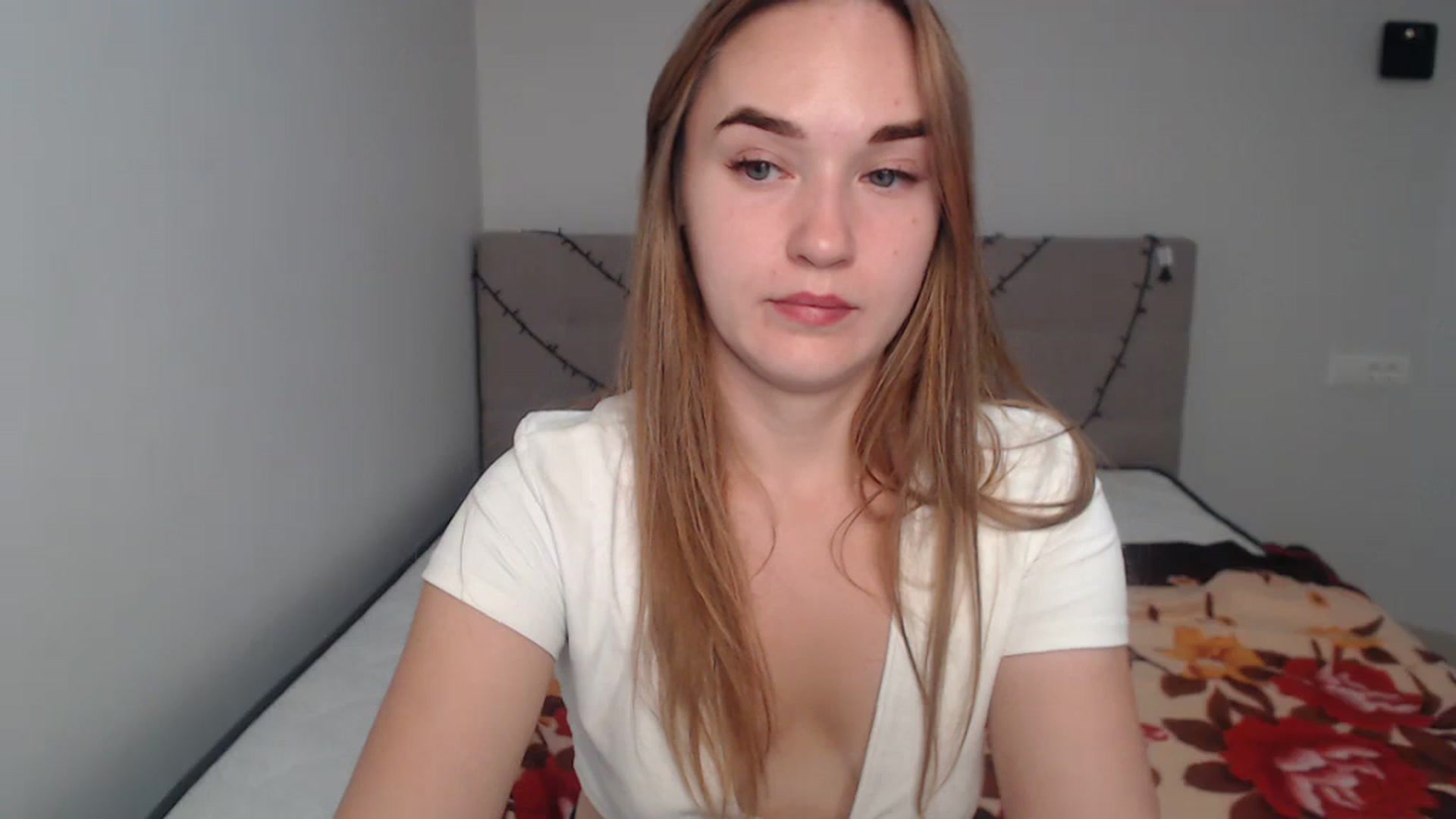 Gallery image thumbnail from samantamoons's myfreecams stream on, 08/04/2024, 20:22 image 11 of 20