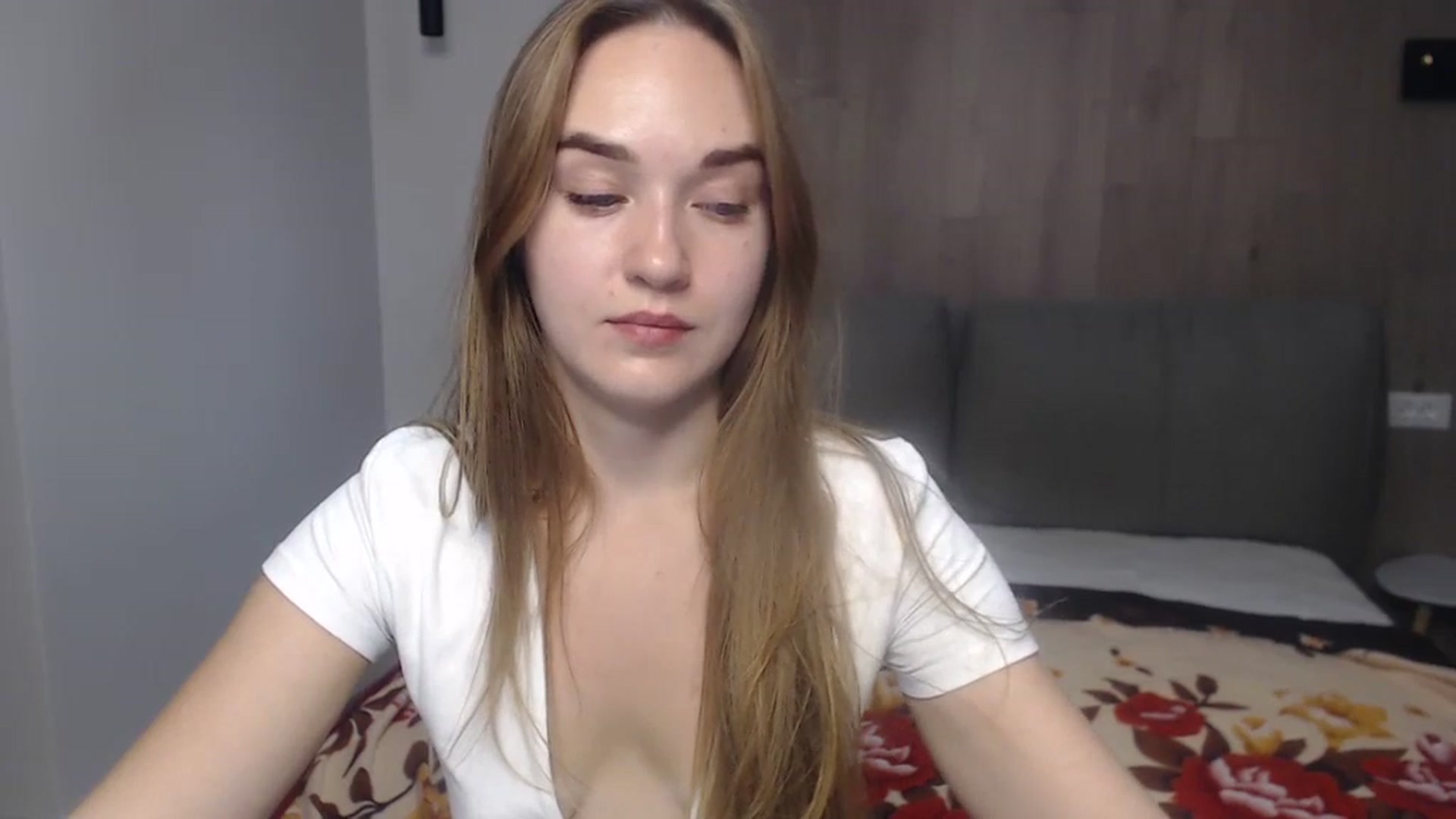 Gallery image thumbnail from samantamoons's myfreecams stream on, 08/05/2024, 20:45 image 14 of 20