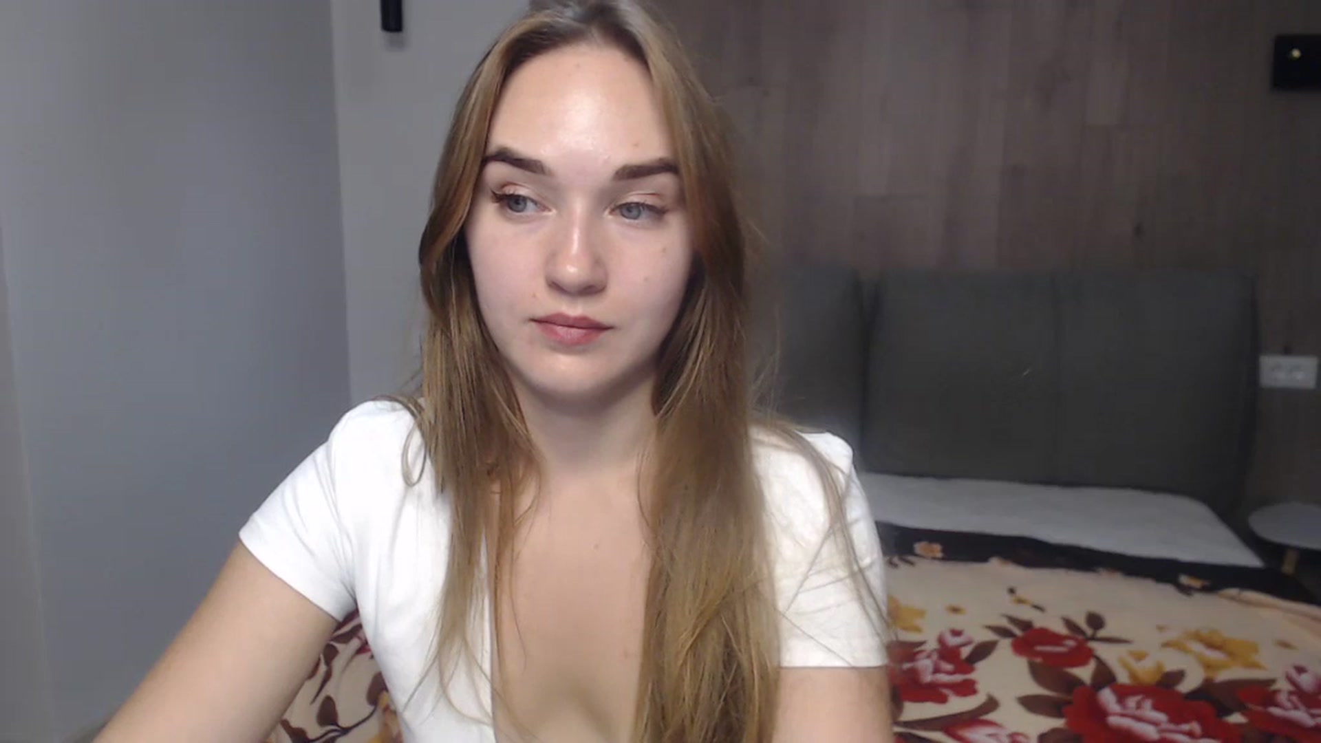 Gallery image thumbnail from samantamoons's myfreecams stream on, 08/05/2024, 20:45 image 12 of 20