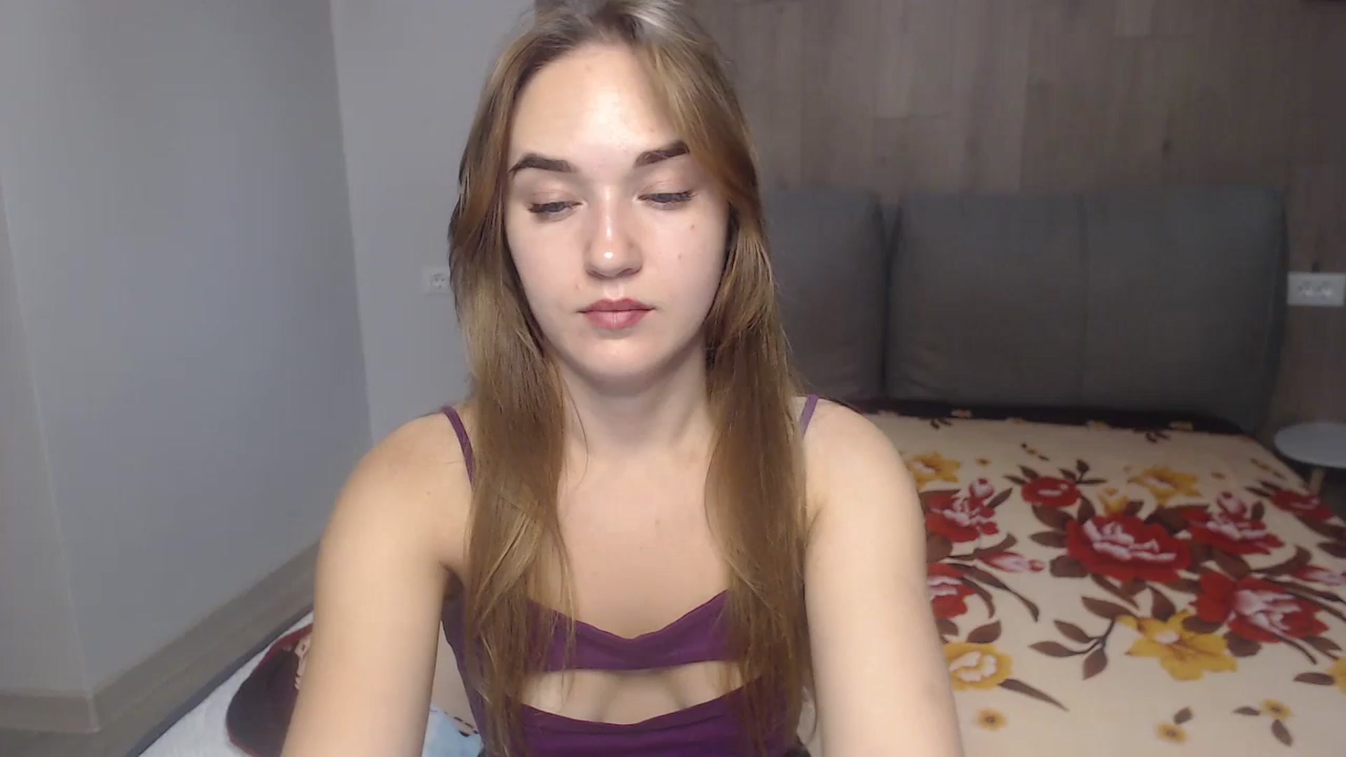 Gallery image thumbnail from samantamoons's myfreecams stream on, 08/05/2024, 23:18 image 3 of 20