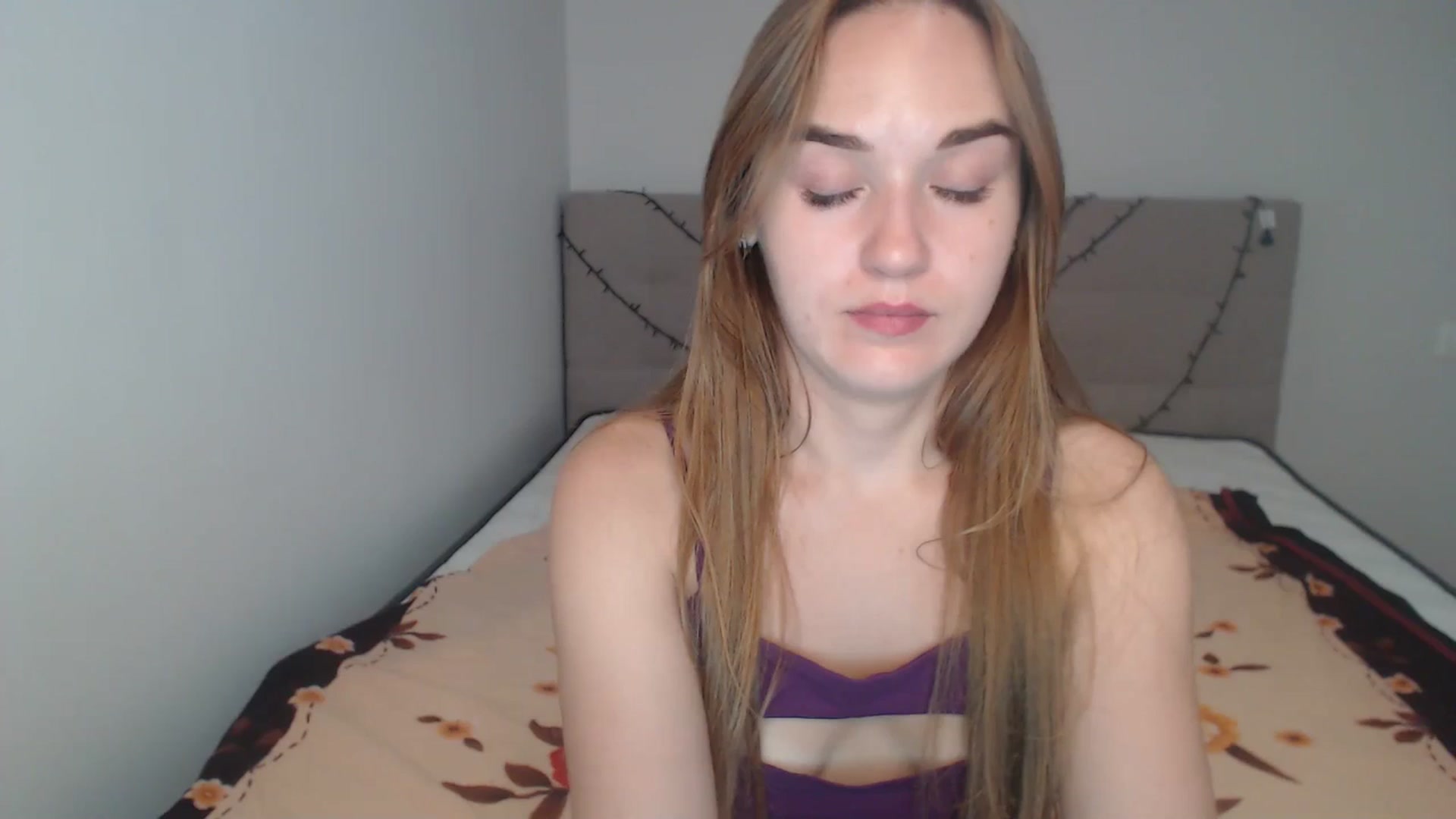 Gallery image thumbnail from samantamoons's myfreecams stream on, 08/07/2024, 20:51 image 20 of 20