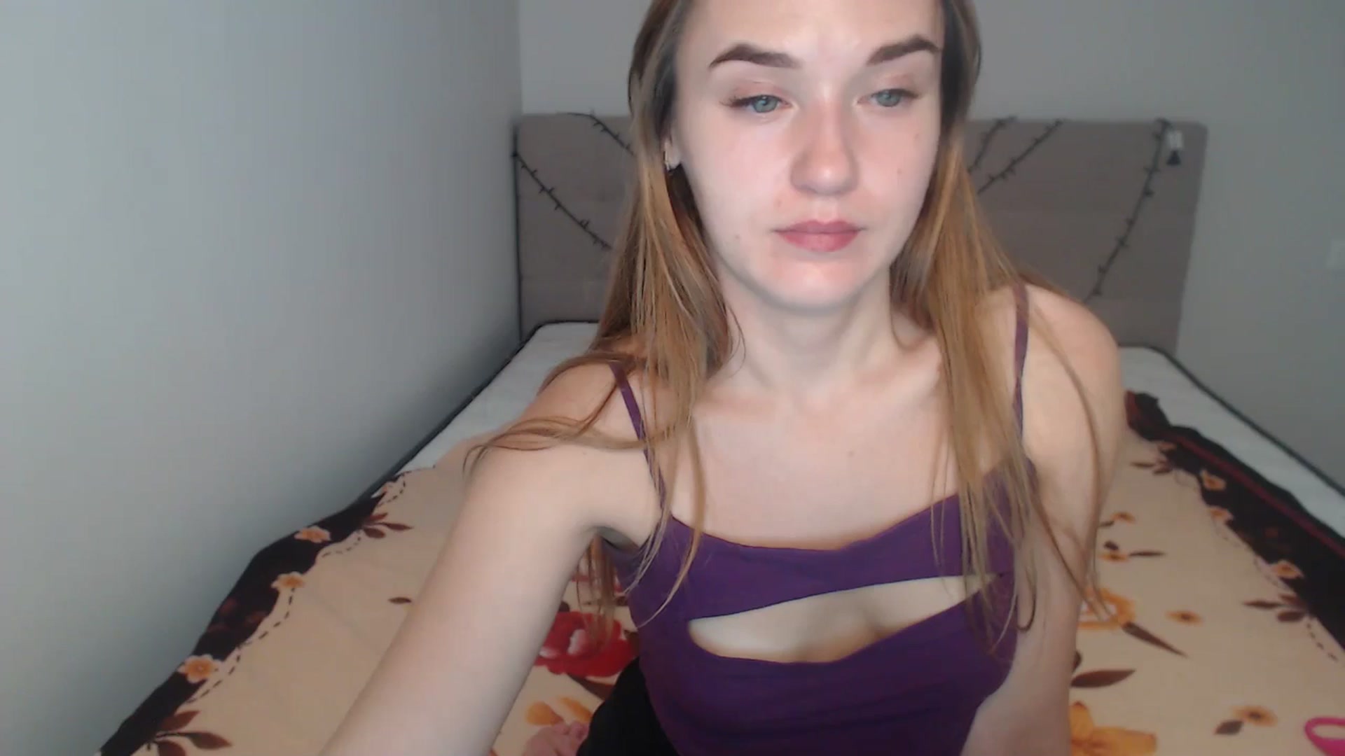 Gallery image thumbnail from samantamoons's myfreecams stream on, 08/07/2024, 21:29 image 12 of 20