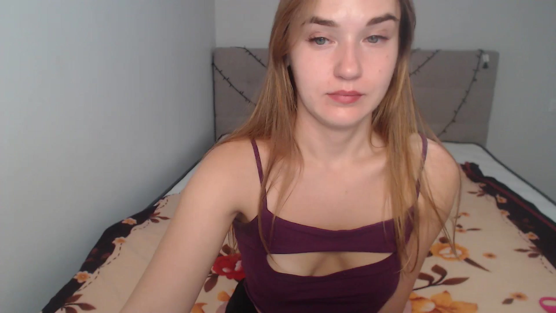 Gallery image thumbnail from samantamoons's myfreecams stream on, 08/07/2024, 21:29 image 9 of 20
