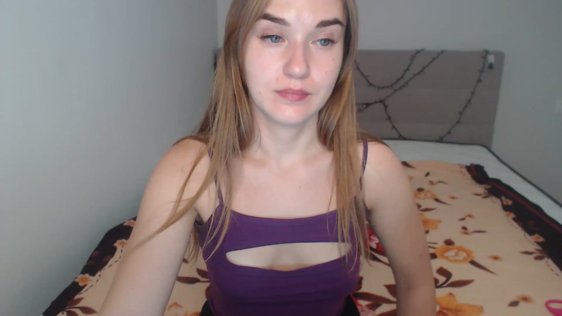 Gallery image thumbnail from samantamoons's myfreecams stream on, 08/07/2024, 21:29 image 15 of 20