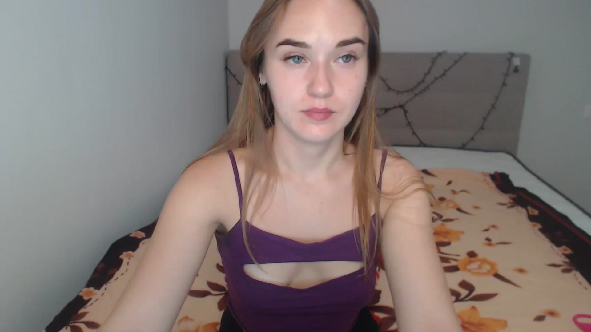 Gallery image thumbnail from samantamoons's myfreecams stream on, 08/07/2024, 21:29 image 3 of 20