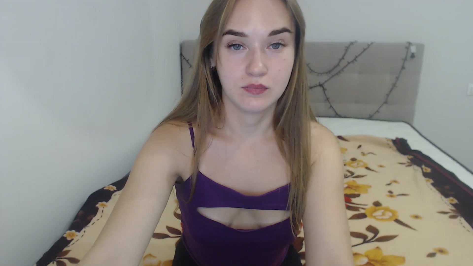 Gallery image thumbnail from samantamoons's myfreecams stream on, 08/07/2024, 22:02 image 4 of 20