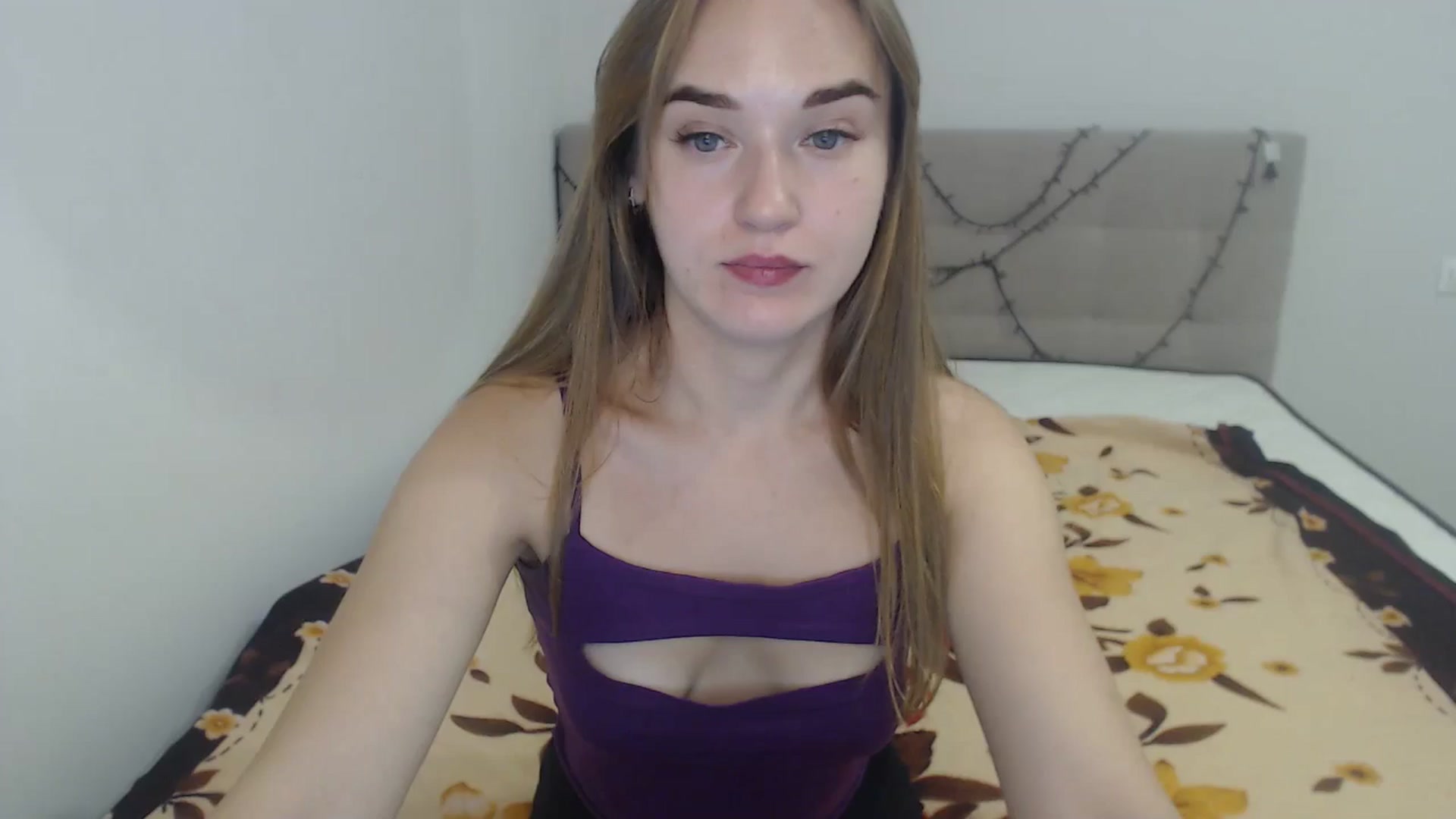 Gallery image thumbnail from samantamoons's myfreecams stream on, 08/07/2024, 22:02 image 6 of 20