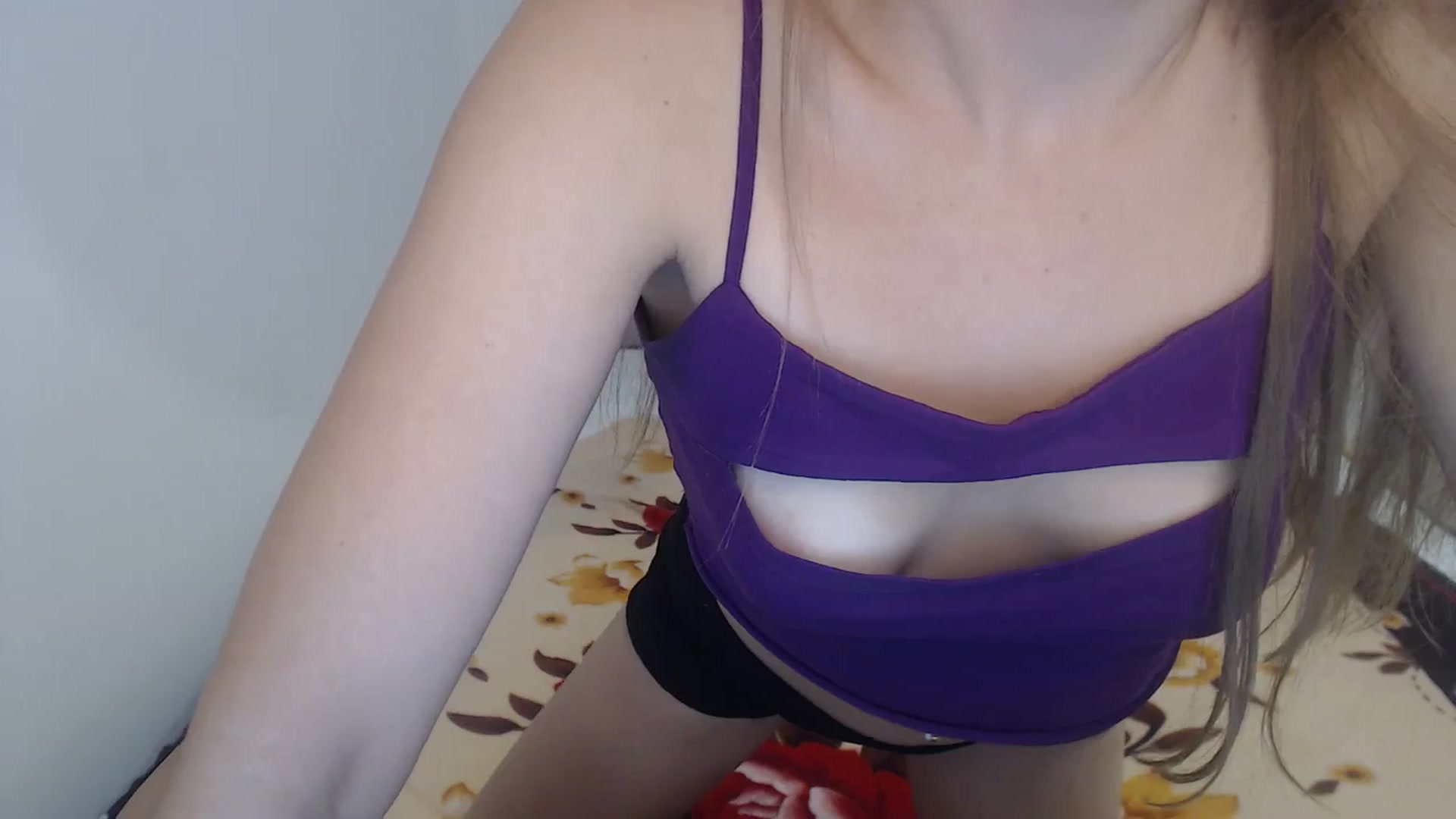Gallery image thumbnail from samantamoons's myfreecams stream on, 08/07/2024, 22:52 image 9 of 20