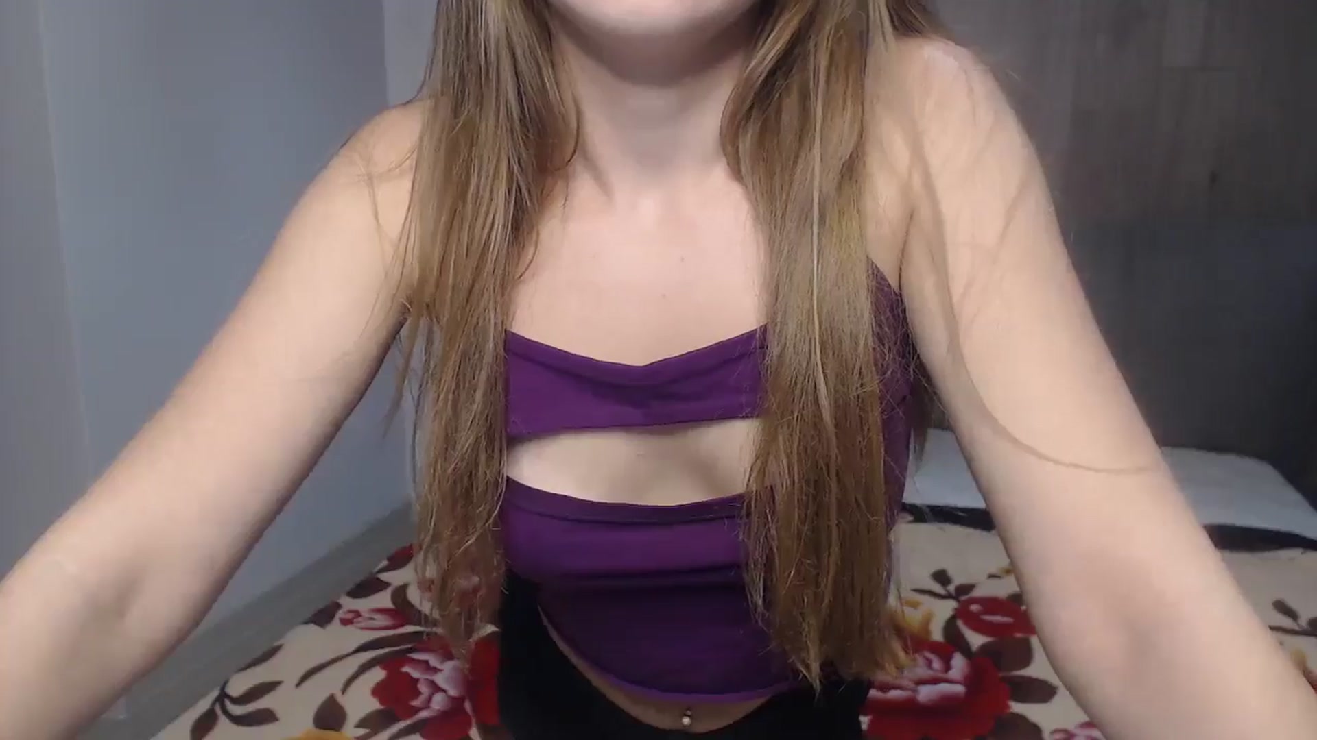 Gallery image thumbnail from samantamoons's myfreecams stream on, 08/09/2024, 20:40 image 9 of 20